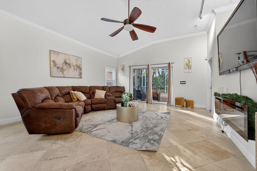 8063 Via Hacienda, Riviera Beach, FL 33418 — photo 5 of 42
