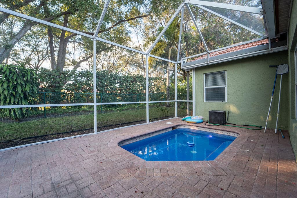 8063 Via Hacienda, Riviera Beach, FL 33418 — photo 22 of 42