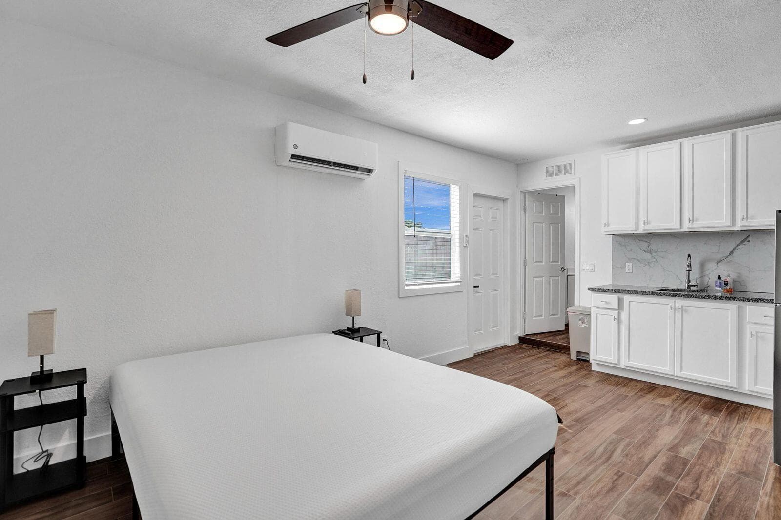 1075 W 30th Street, Riviera Beach, FL 33404 — photo 28 of 67