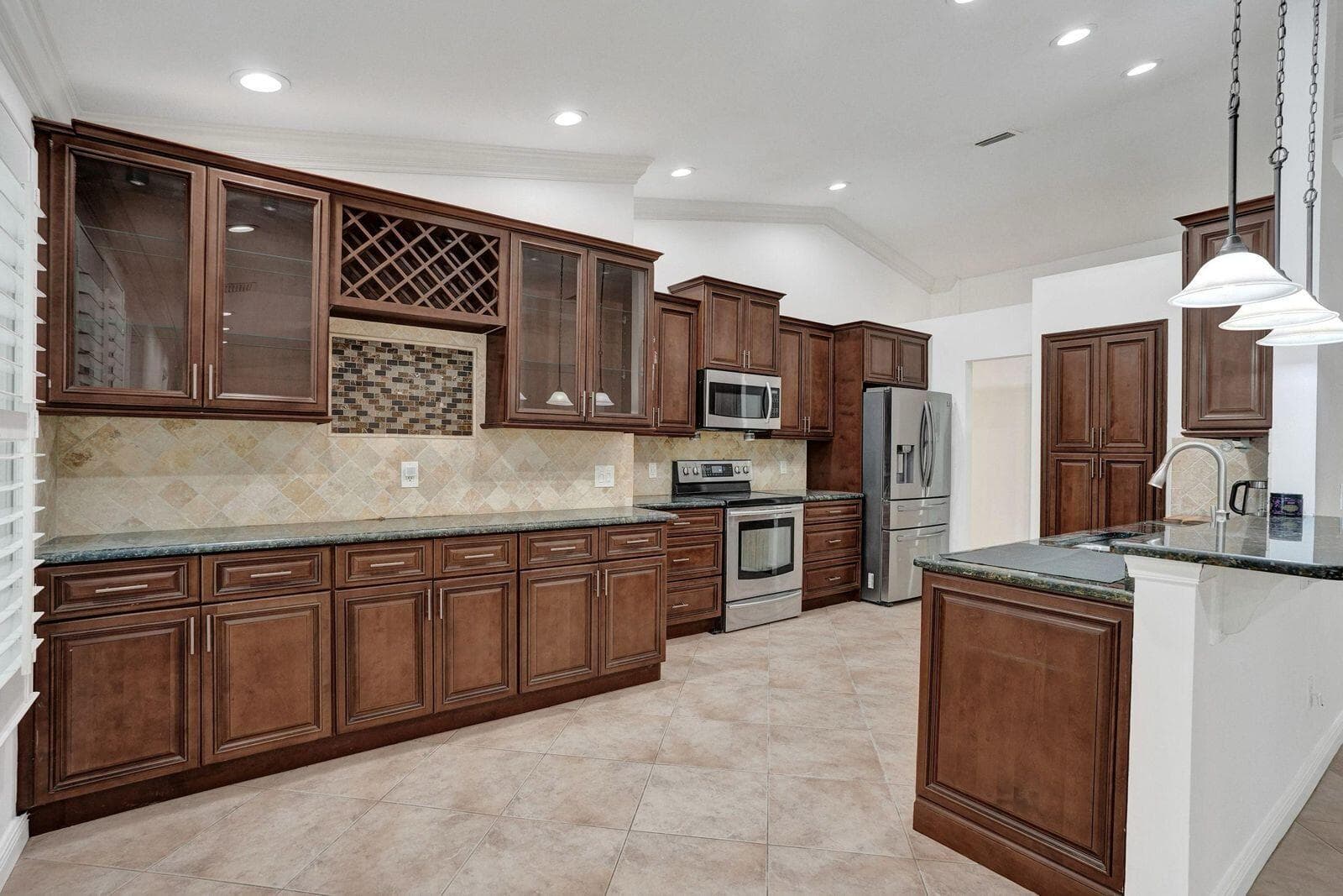 1075 W 30th Street, Riviera Beach, FL 33404 — photo 35 of 67