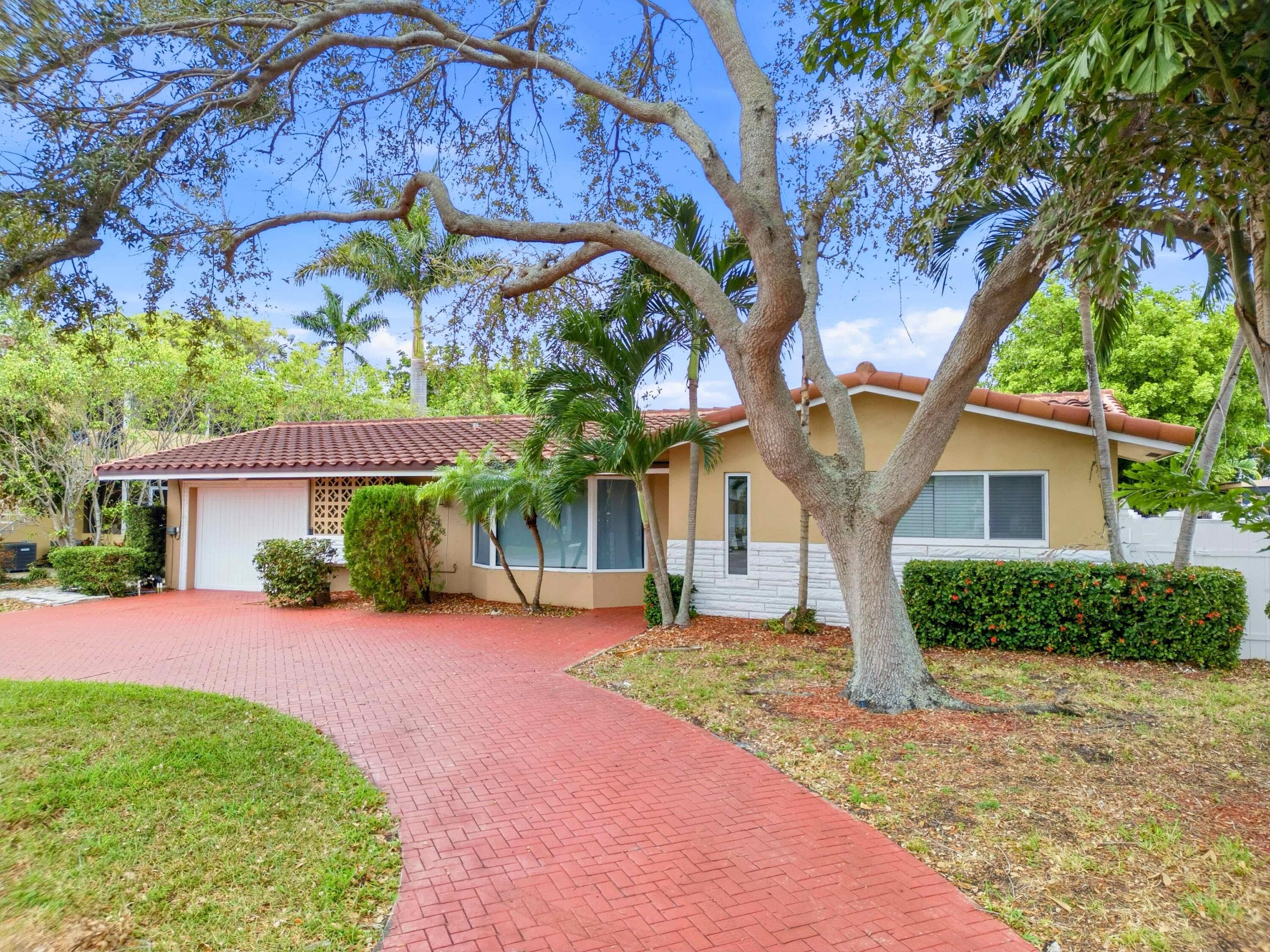1921 NE 28th Court, Lighthouse Point, FL 33064 — photo 33 of 39