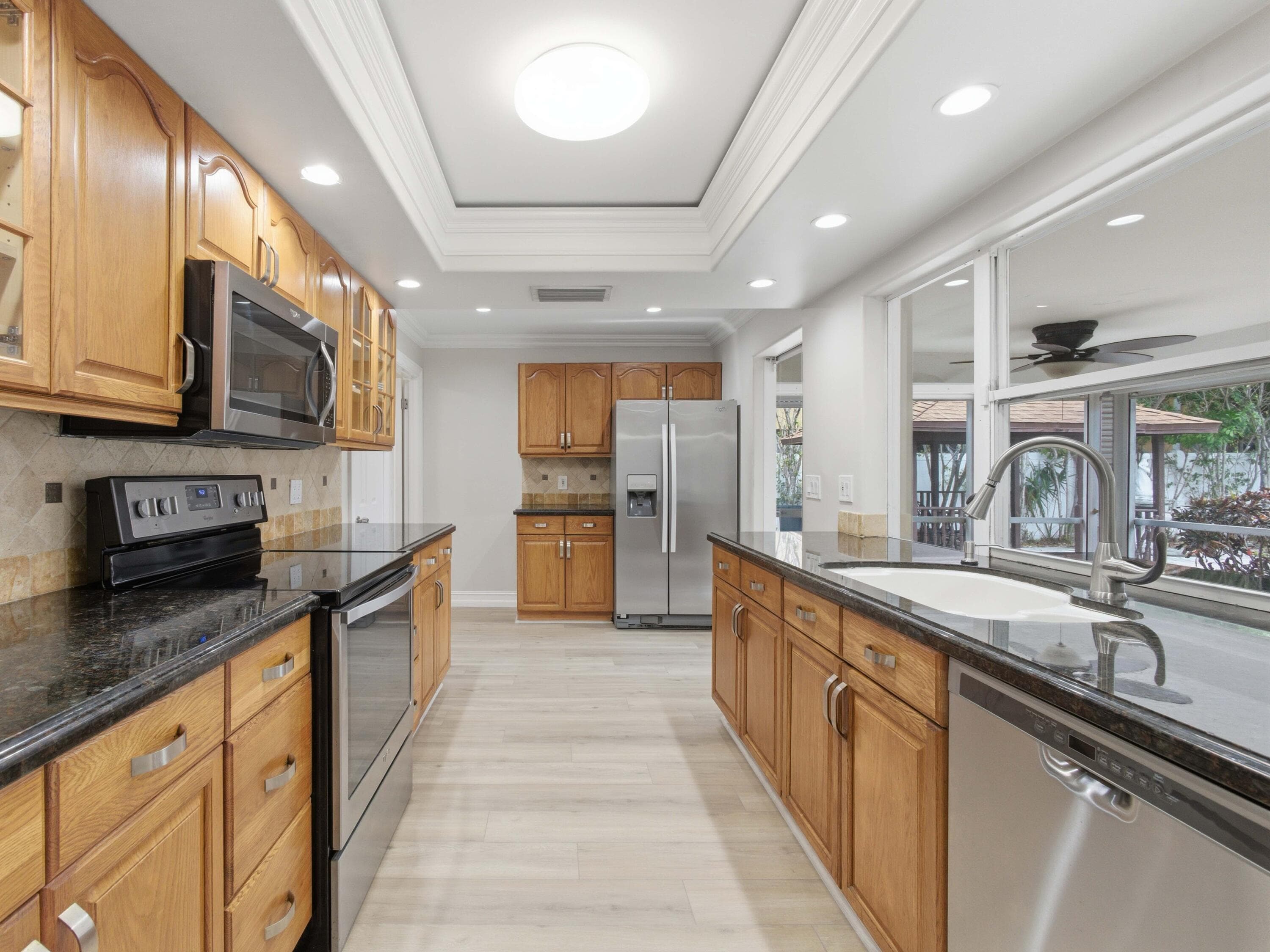 1921 NE 28th Court, Lighthouse Point, FL 33064 — photo 14 of 39