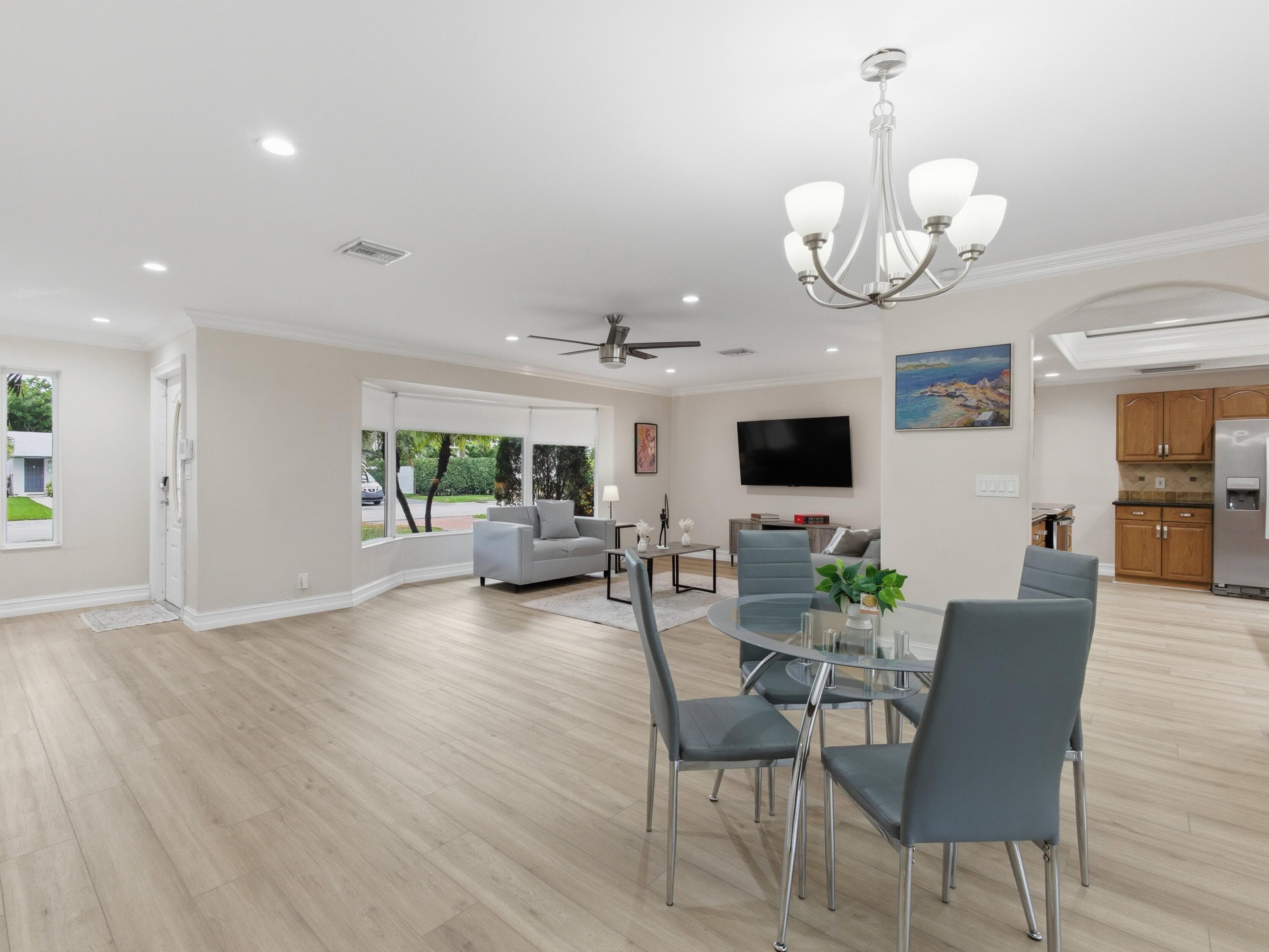 1921 NE 28th Court, Lighthouse Point, FL 33064 — photo 10 of 39
