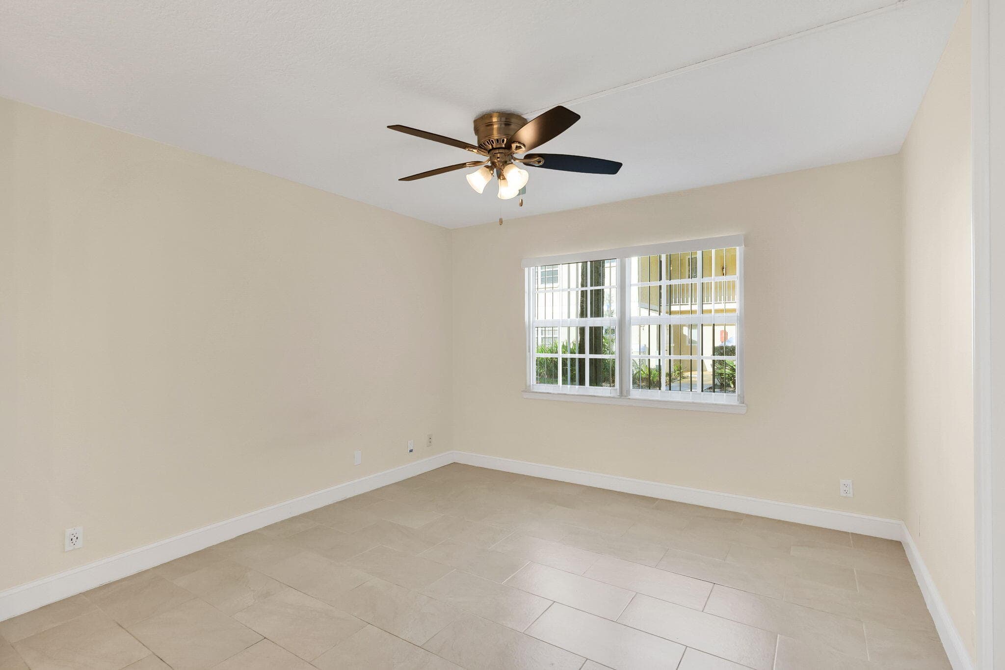 1558 SE Royal Green Circle 101, Port St. Lucie, FL 34952 — photo 18 of 36