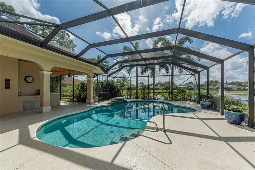 4795 66th Place, Vero Beach, FL 32967 — photo 1 of 35