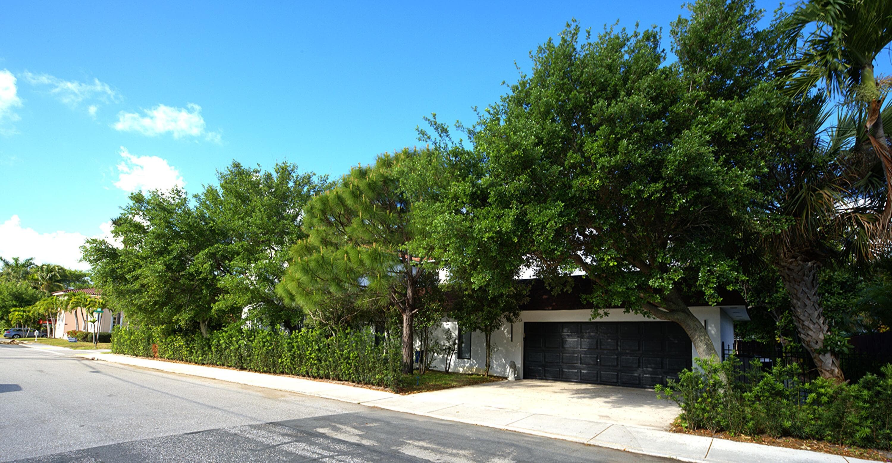 1629 S Lakeside Drive, Lake Worth Beach, FL 33460 — photo 36 of 42