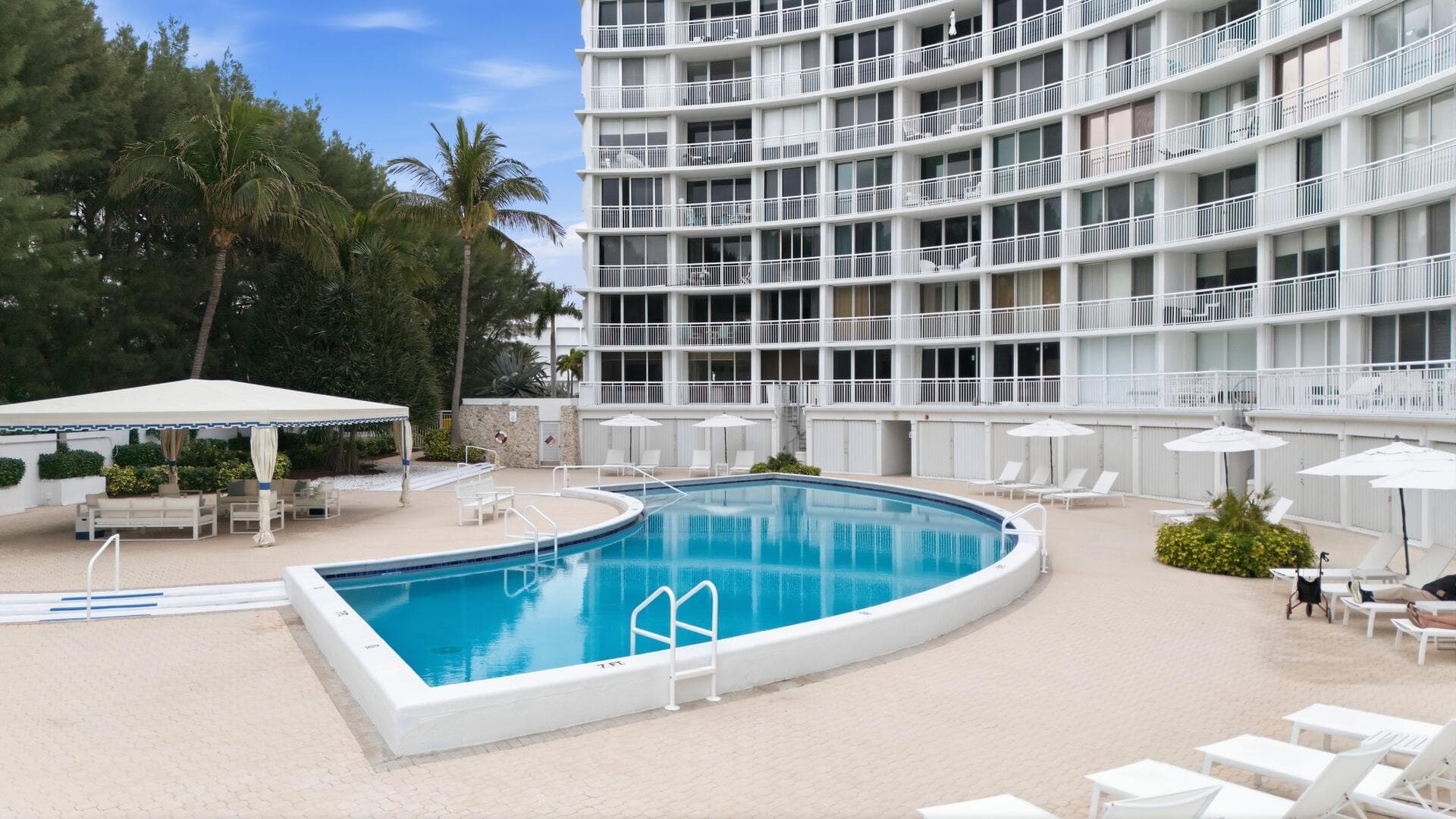 2780 S Ocean Boulevard 709, Palm Beach, FL 33480 — photo 37 of 70