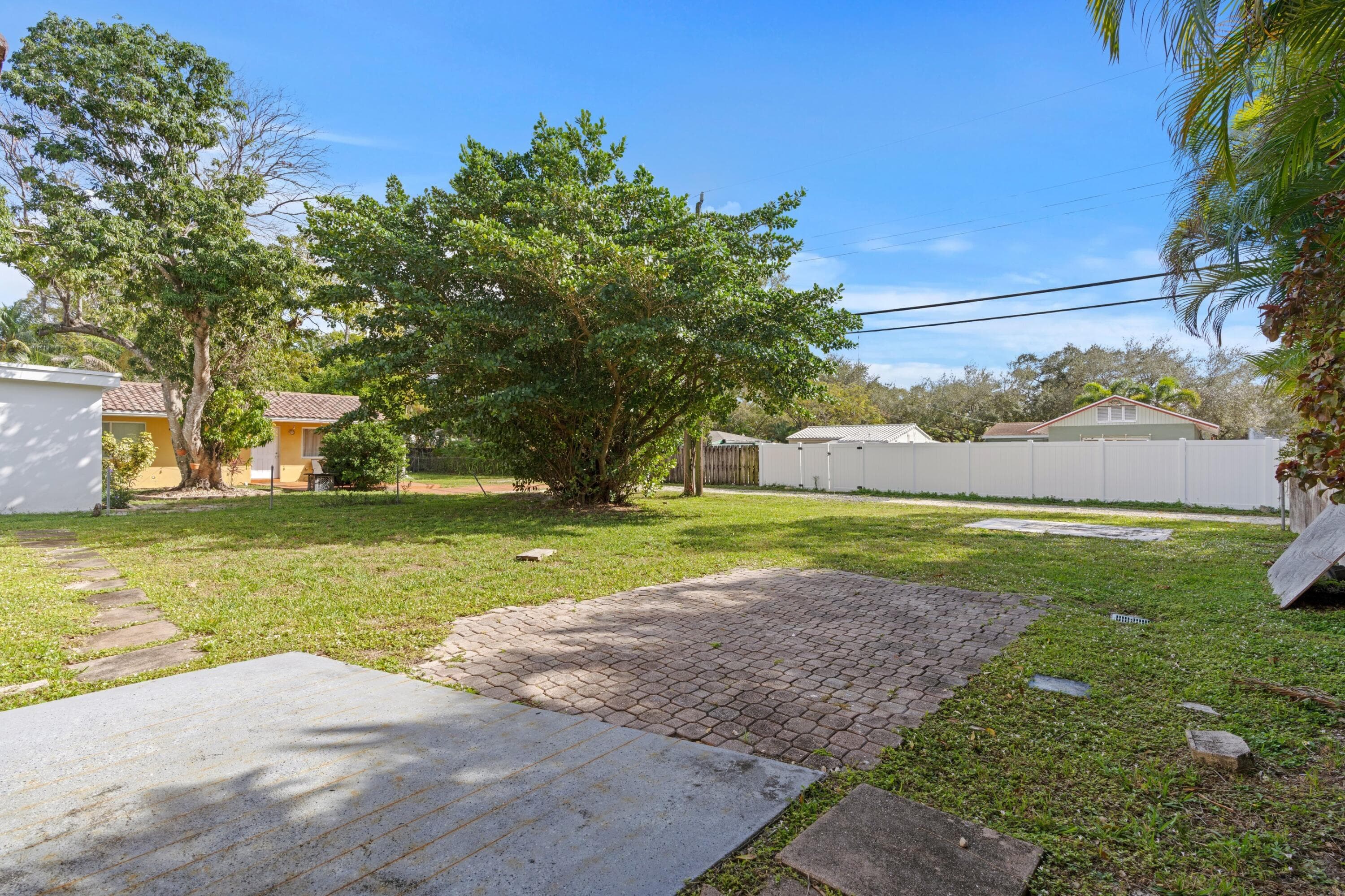 516 SW 17th Street, Fort Lauderdale, FL 33315 — photo 13 of 24