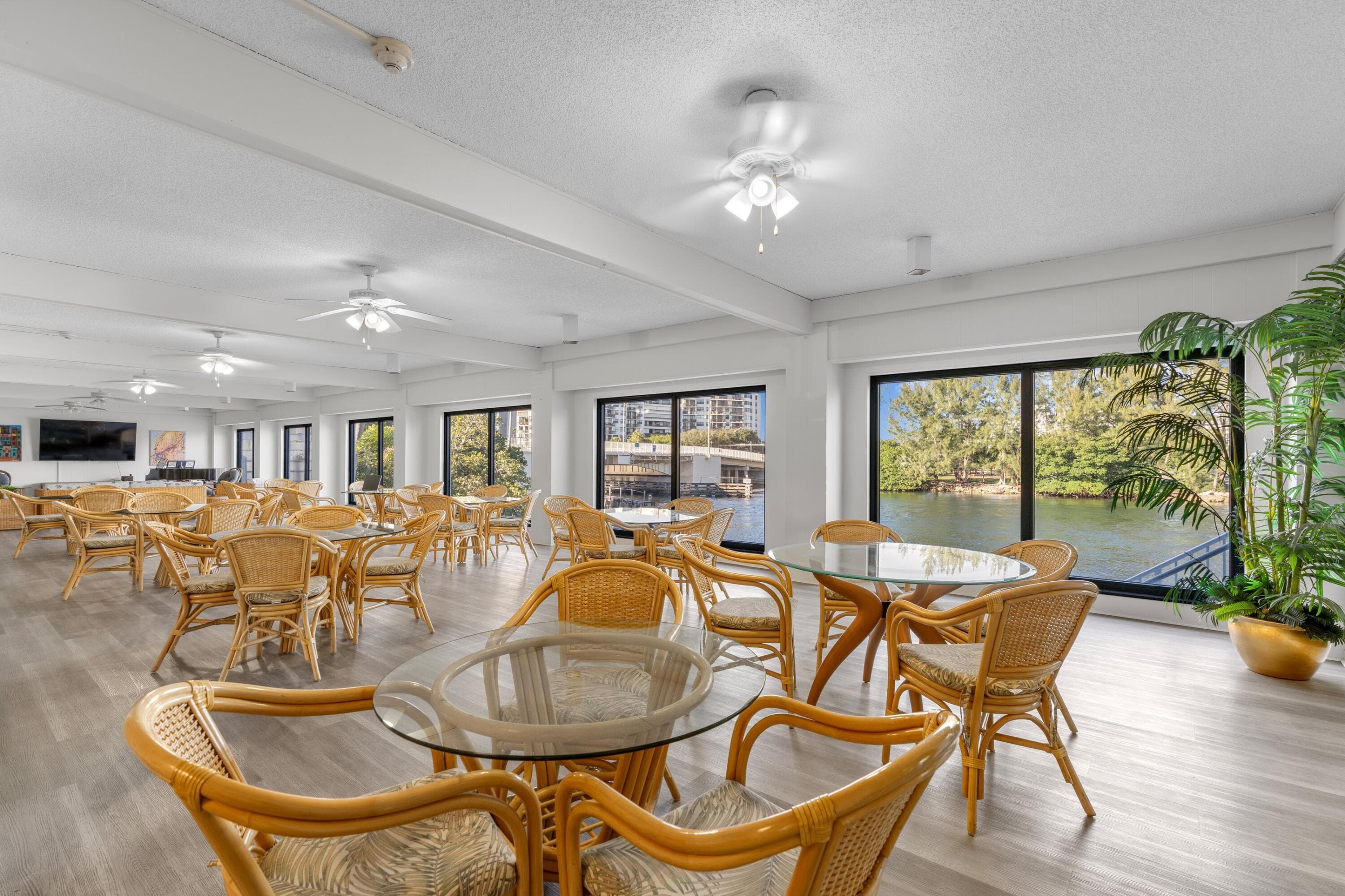 1401 N Riverside Drive 1007, Pompano Beach, FL 33062 — photo 20 of 39
