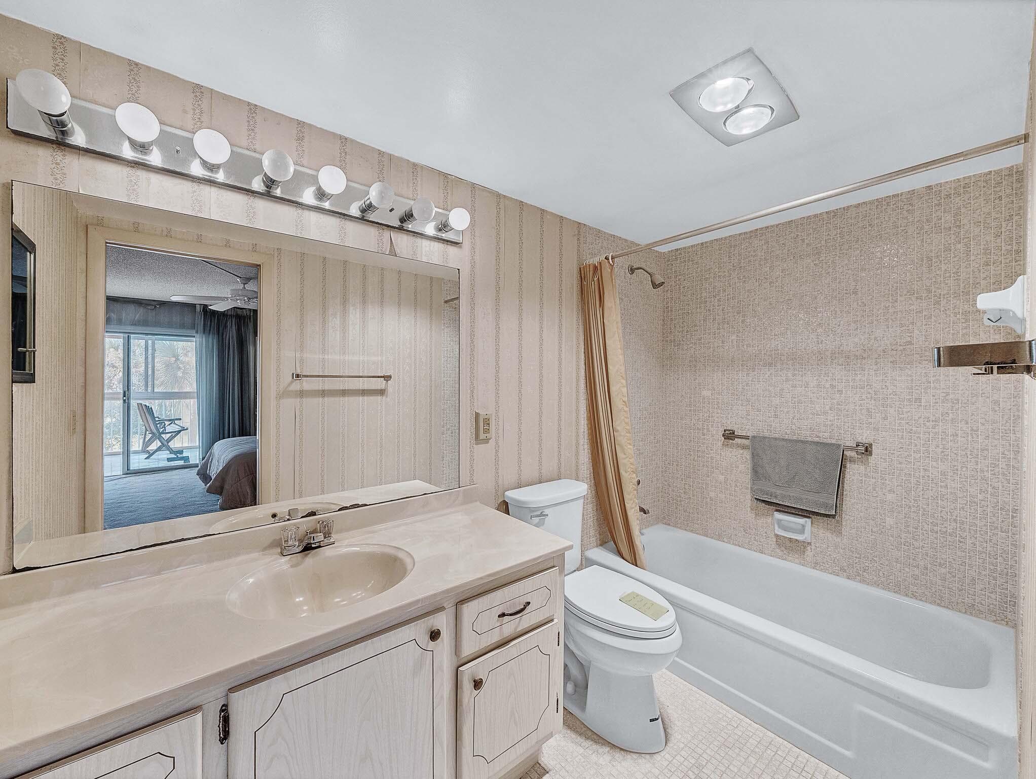 3002 Ventnor G, Deerfield Beach, FL 33442 — photo 20 of 40