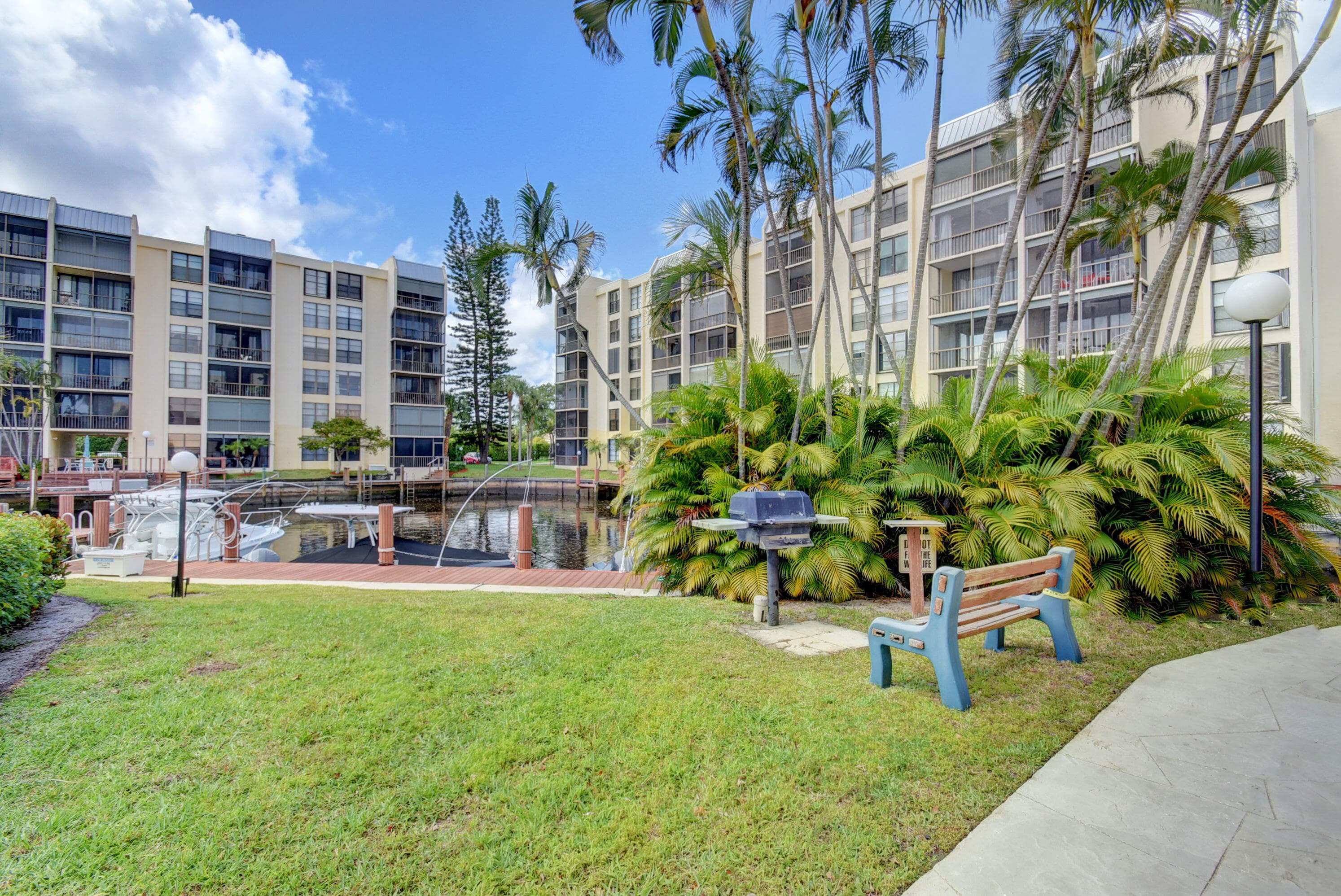 4 Royal Palm Way 6020, Boca Raton, FL 33432 — photo 29 of 38