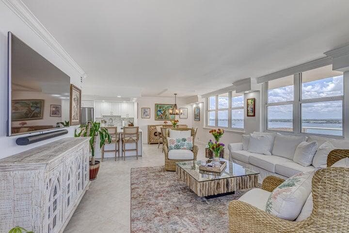 5440 N Ocean Drive 1502, Singer Island, FL 33404 — photo 13 of 35