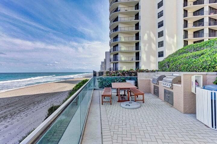 5440 N Ocean Drive 1502, Singer Island, FL 33404 — photo 28 of 35