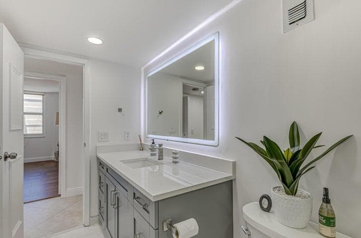 5440 N Ocean Drive 1502, Singer Island, FL 33404 — photo 25 of 35