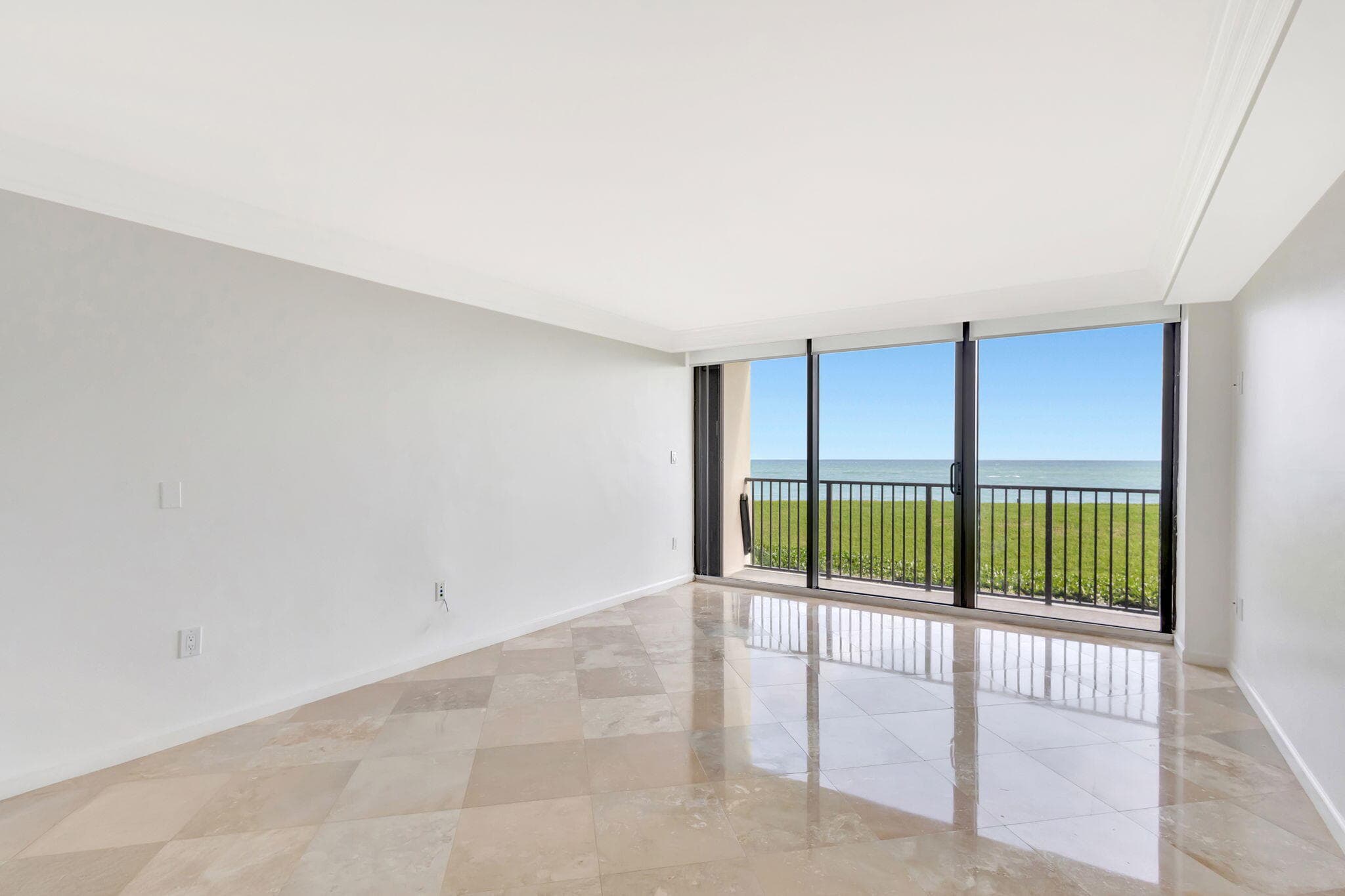 400 Beach Road 103, Tequesta, FL 33469 — photo 15 of 62