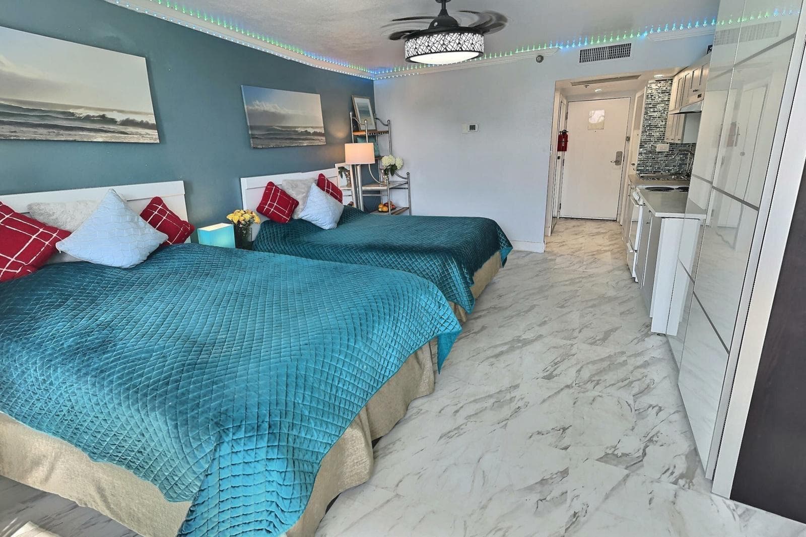 19201 Collins Avenue 337, Sunny Isles Beach, FL 33160 — photo 7 of 28