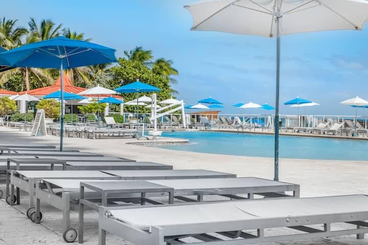 19201 Collins Avenue 337, Sunny Isles Beach, FL 33160 — photo 26 of 28