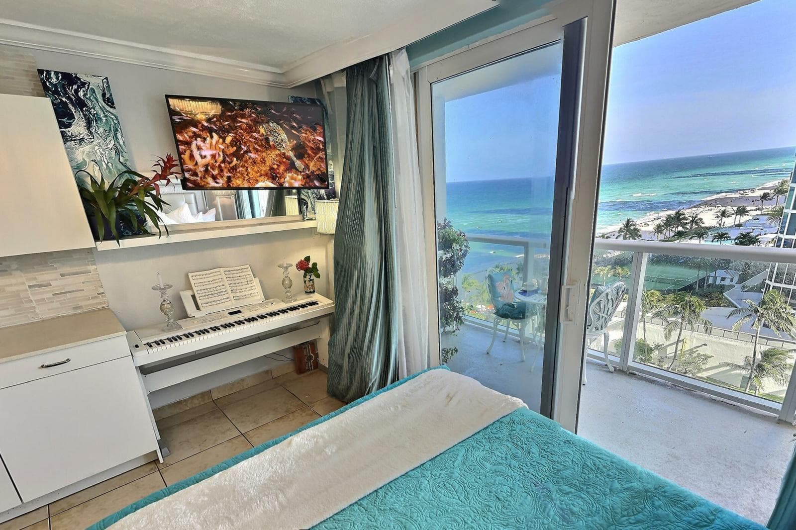 19201 Collins Avenue 809, Sunny Isles Beach, FL 33160 — photo 3 of 28