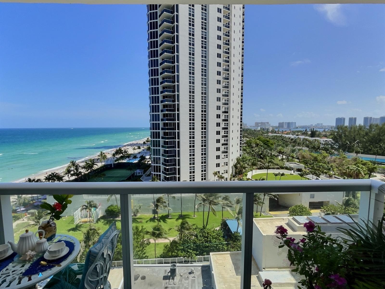 19201 Collins Avenue 809, Sunny Isles Beach, FL 33160 — photo 14 of 28