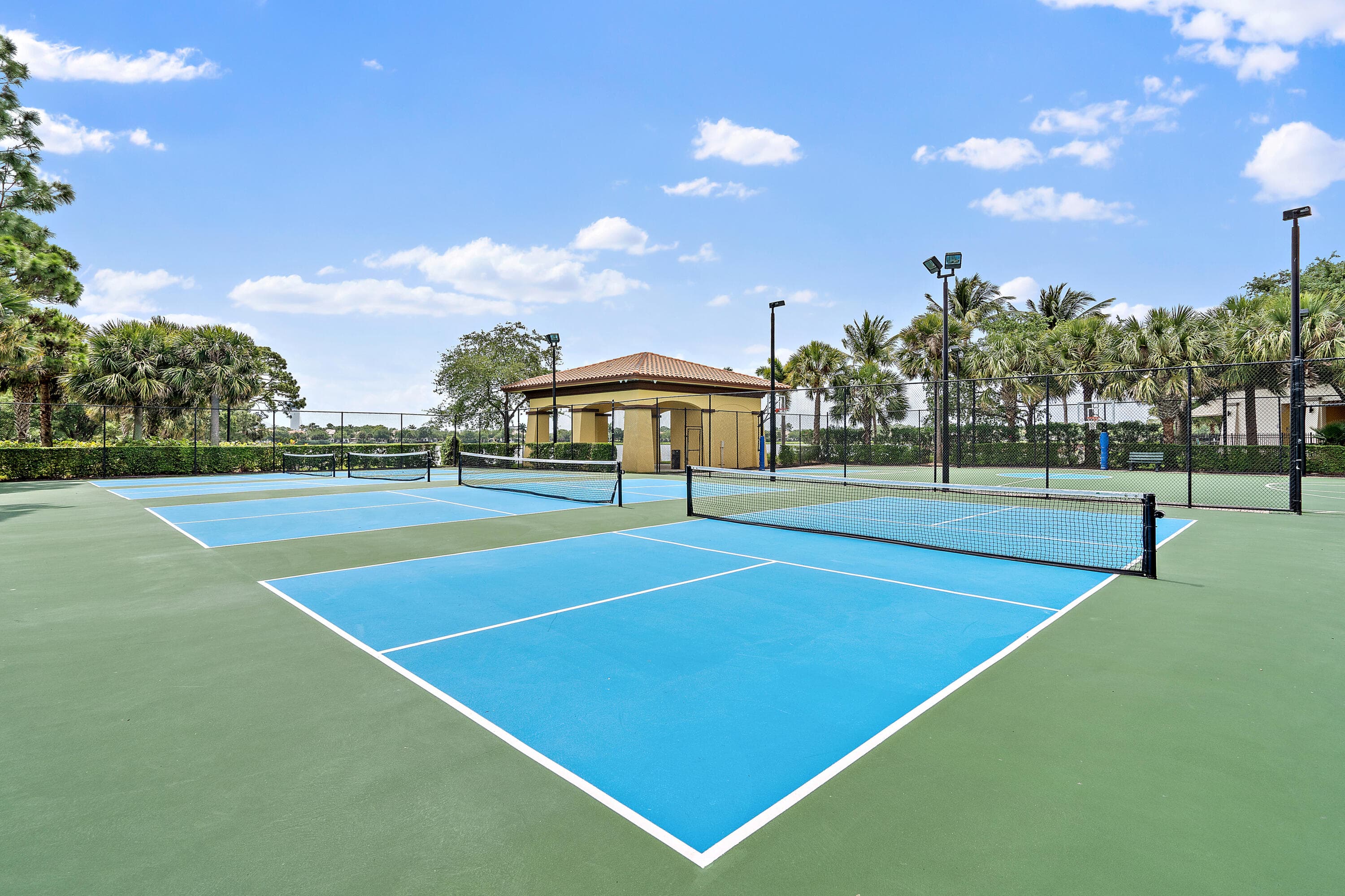 627 Castle Drive, Palm Beach Gardens, FL 33410 — photo 55 of 66