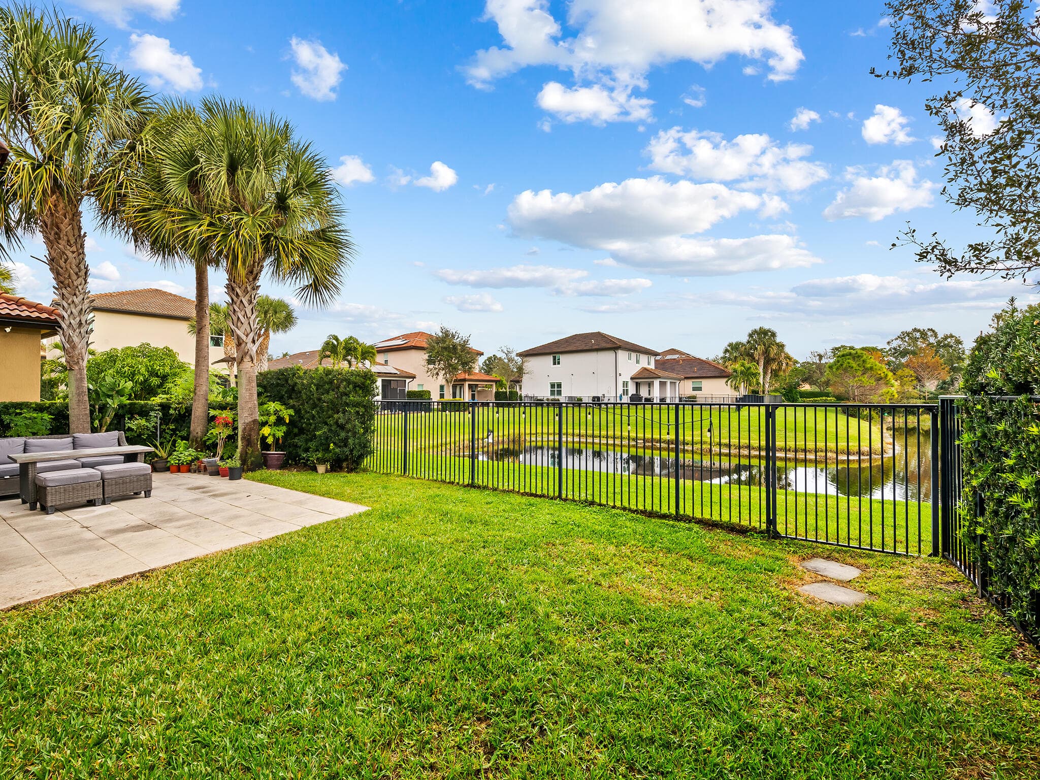 6830 Langdon Way, Lake Worth, FL 33463 — photo 10 of 36