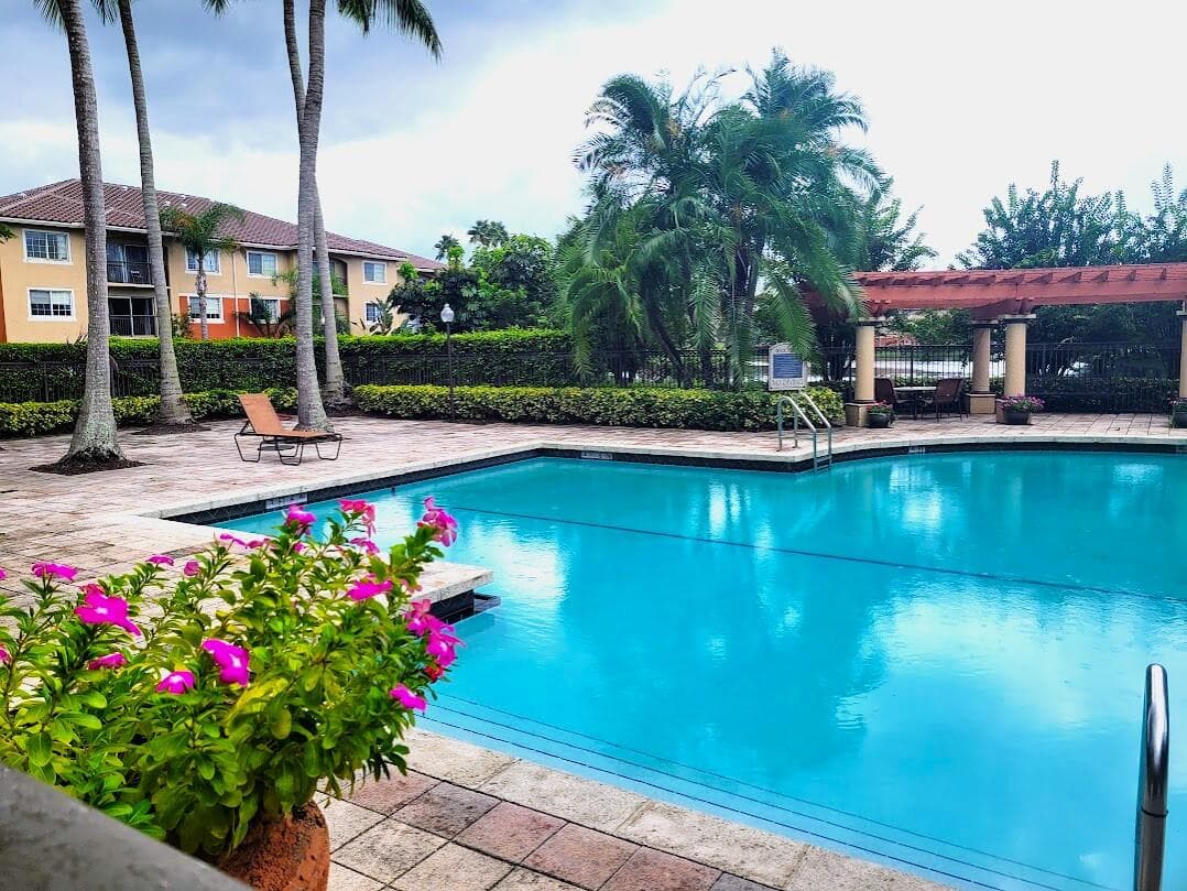4197 N Haverhill Road 212, West Palm Beach, FL 33417 — photo 17 of 32