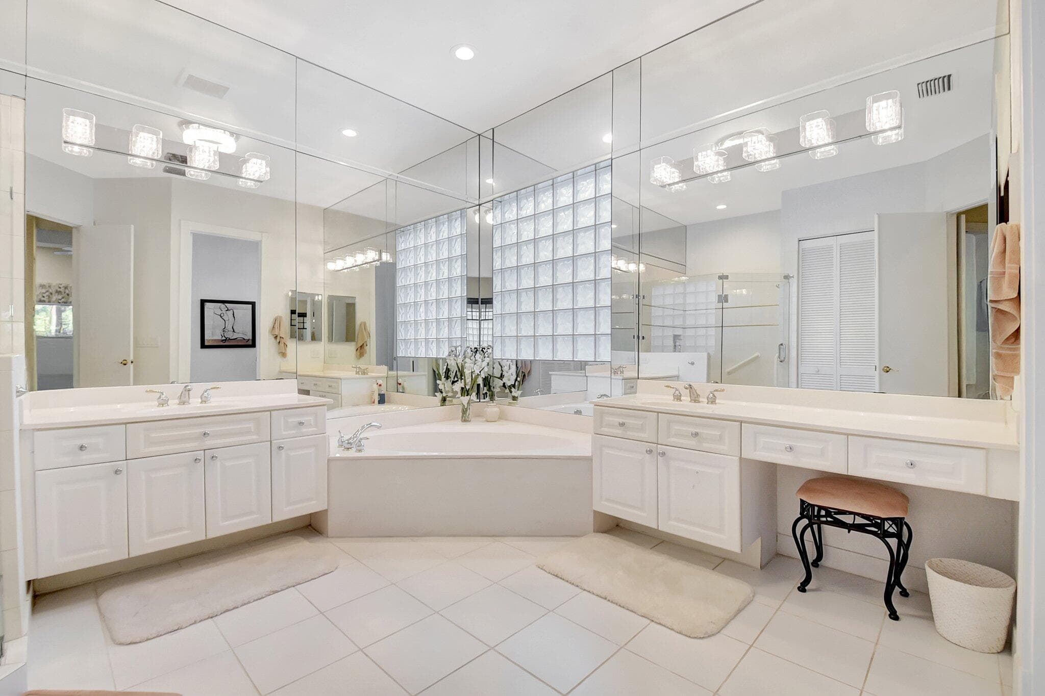 4022 Manchester Lake Drive, Lake Worth, FL 33449 — photo 25 of 67