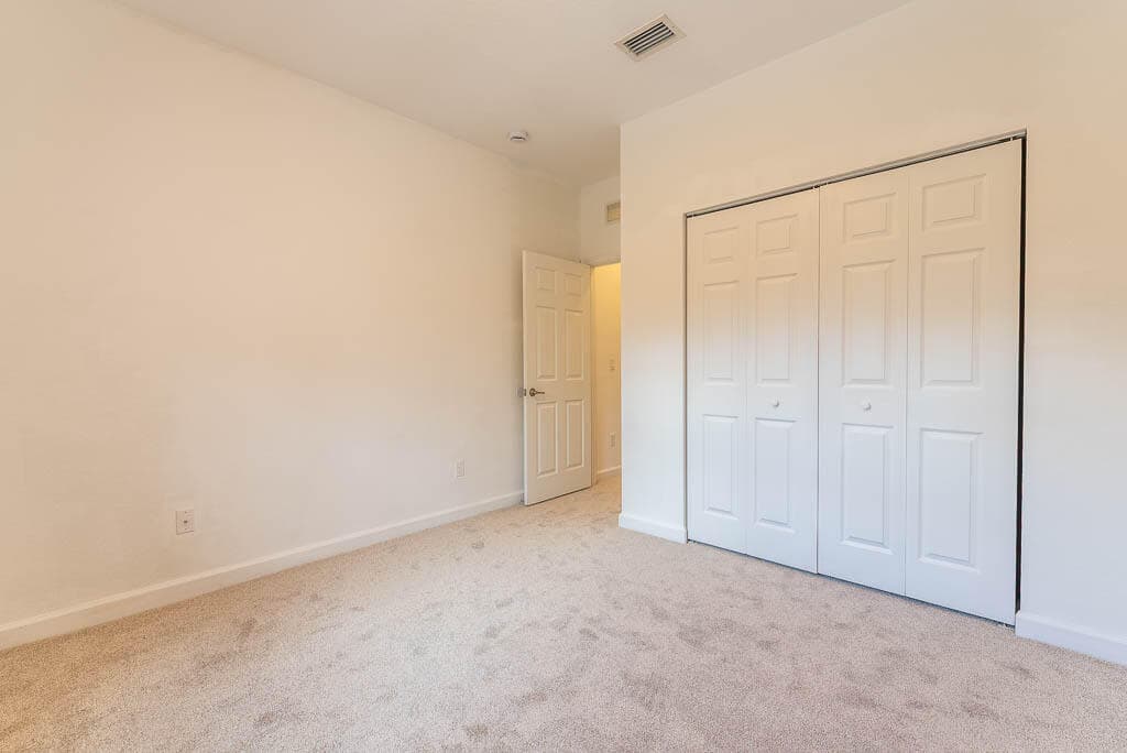 10283 Wellington Parc Drive, Wellington, FL 33449 — photo 14 of 34