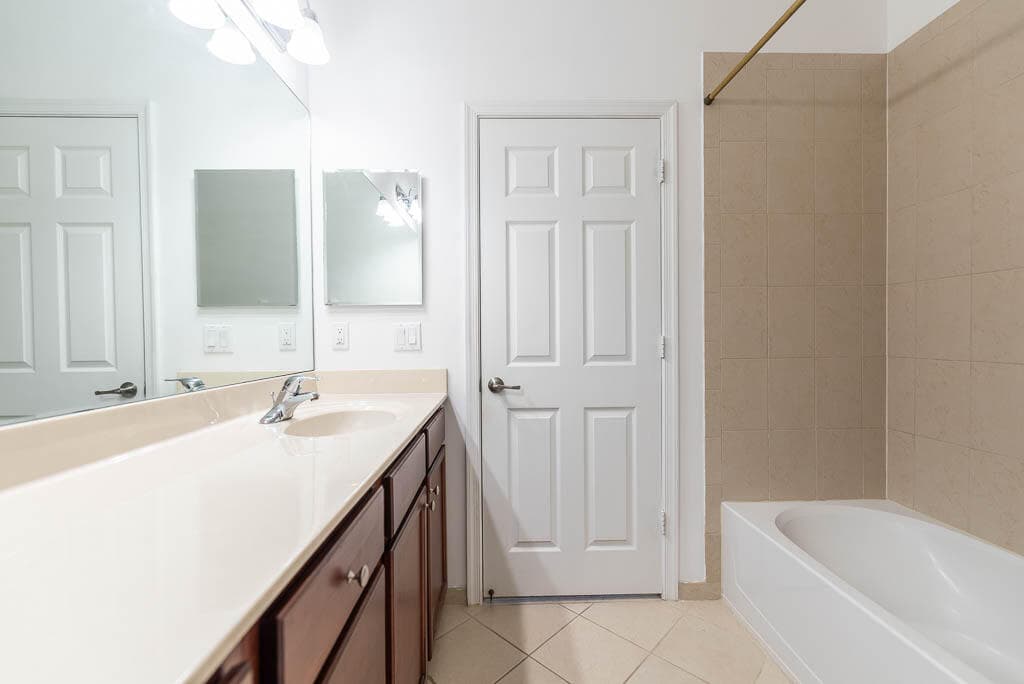 10283 Wellington Parc Drive, Wellington, FL 33449 — photo 16 of 34