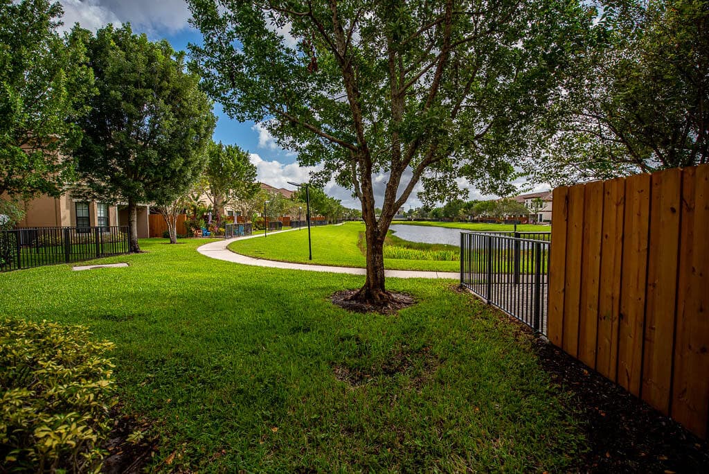 10283 Wellington Parc Drive, Wellington, FL 33449 — photo 30 of 34