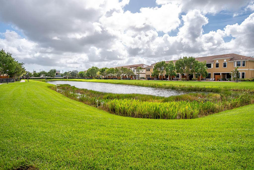 10283 Wellington Parc Drive, Wellington, FL 33449 — photo 33 of 34