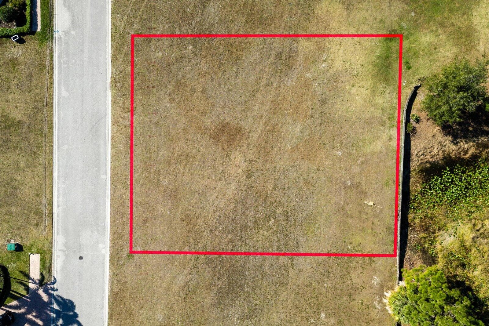 107 SE Rio Casarano, Port St. Lucie, FL 34984 — photo 4 of 7