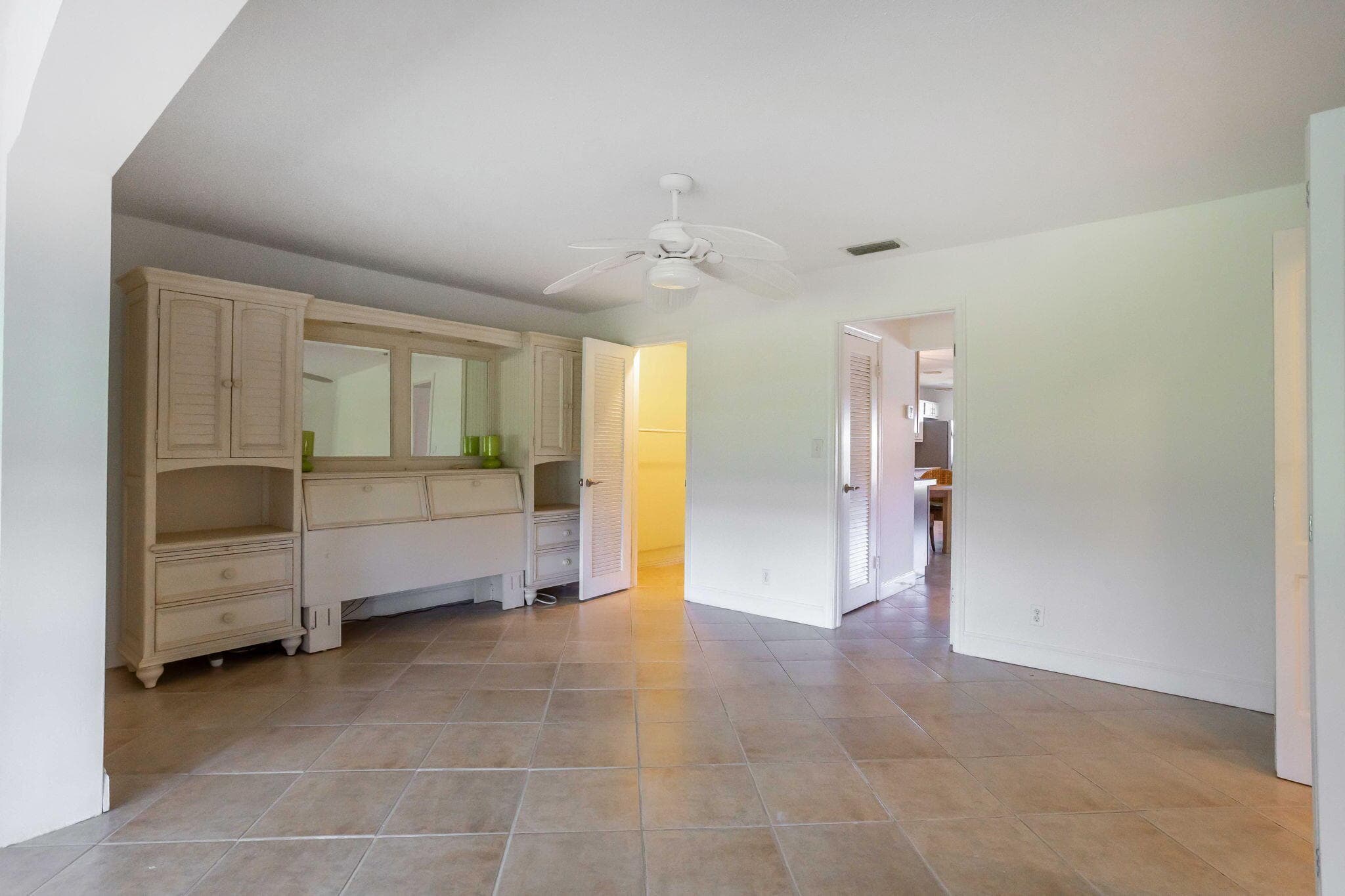 250 High Point Court B, Boynton Beach, FL 33435 — photo 14 of 20