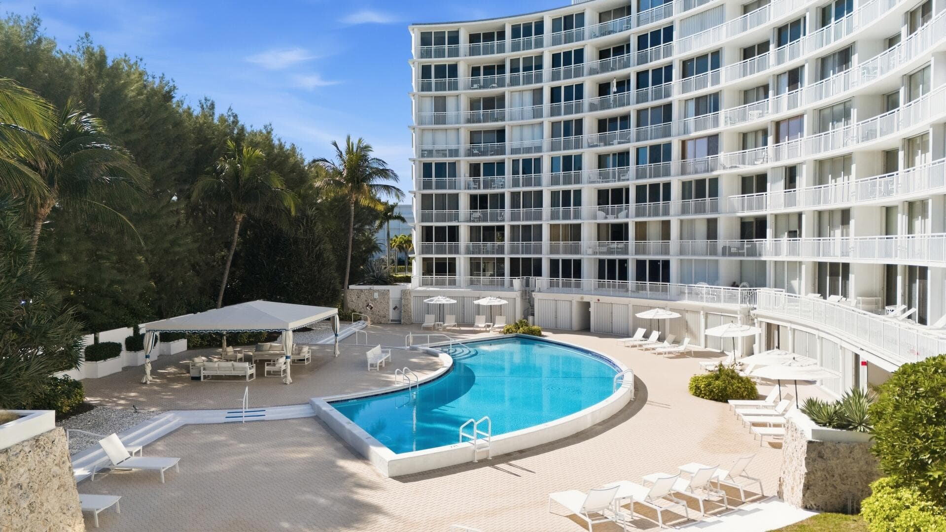 2780 S Ocean Boulevard 709, Palm Beach, FL 33480 — photo 39 of 70