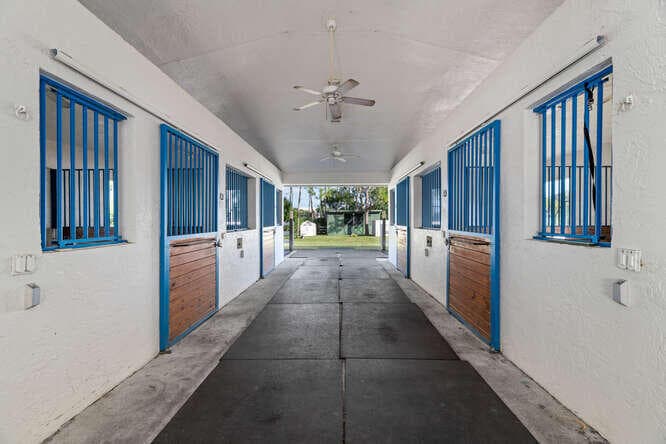 2760 Appaloosa Trail, Wellington, FL 33414 — photo 33 of 43