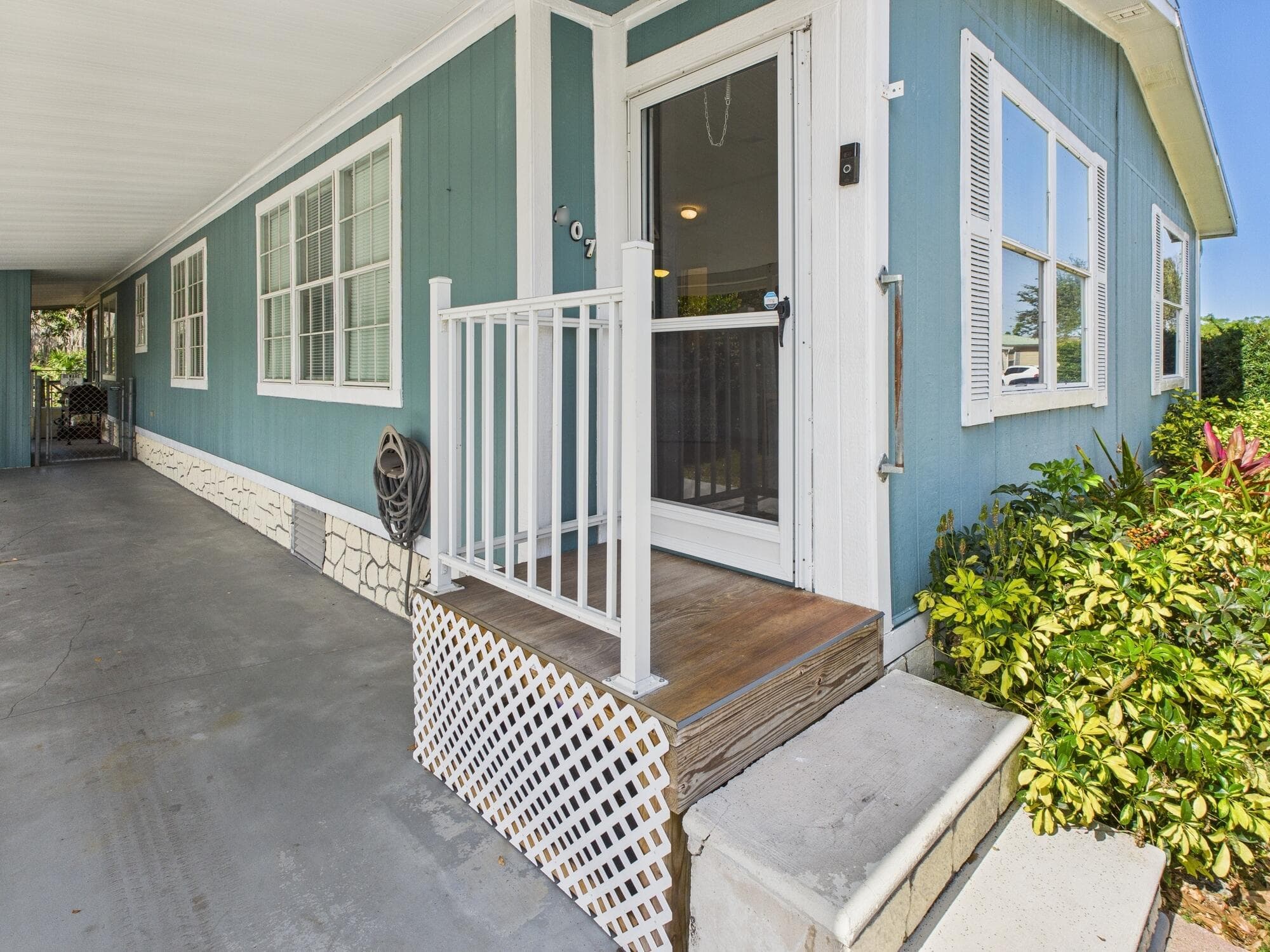 407 NE 8th Avenue, Okeechobee, FL 34972 — photo 3 of 65