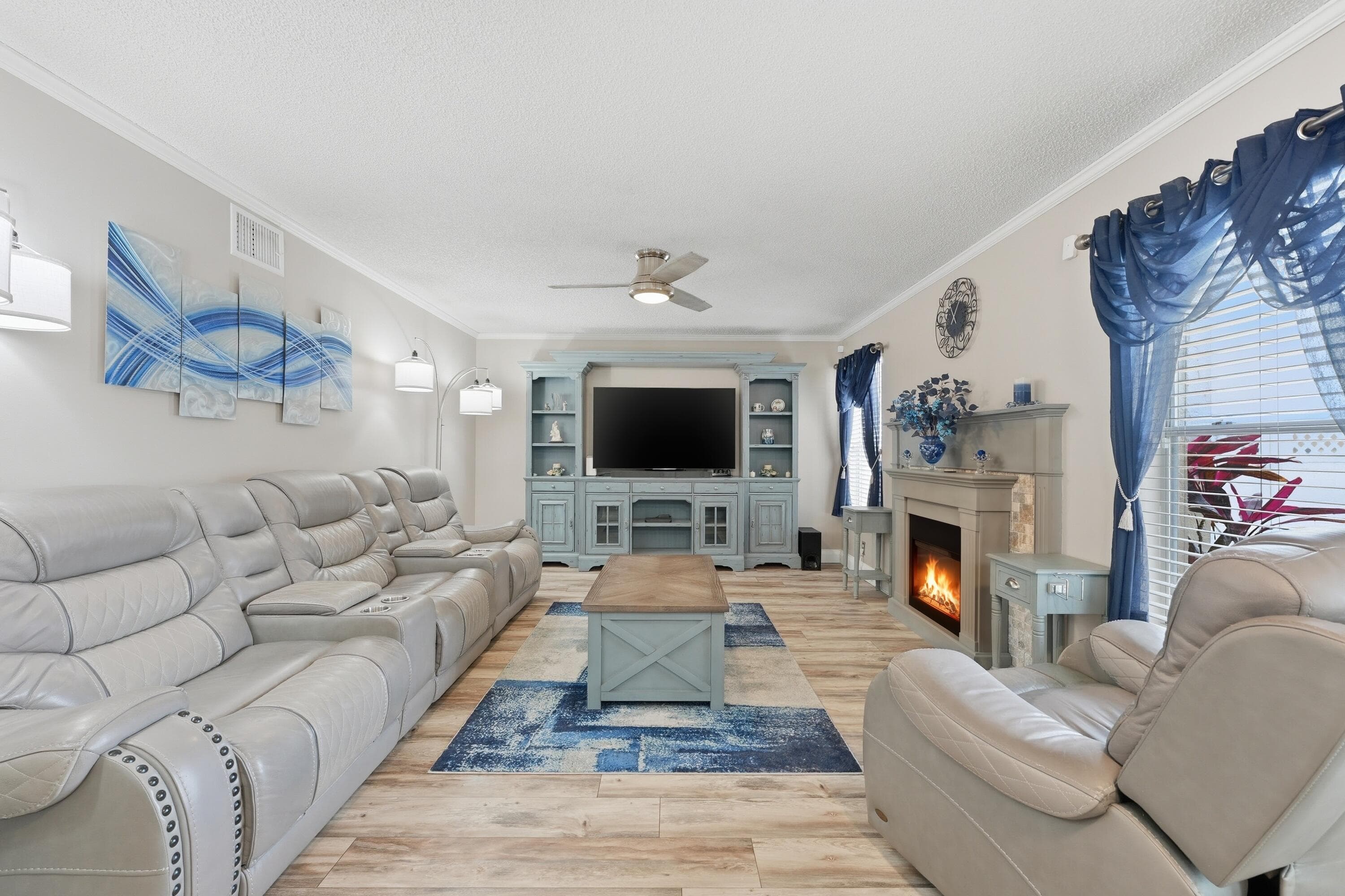 2805 Foxhall Drive E, West Palm Beach, FL 33417 — photo 6 of 54