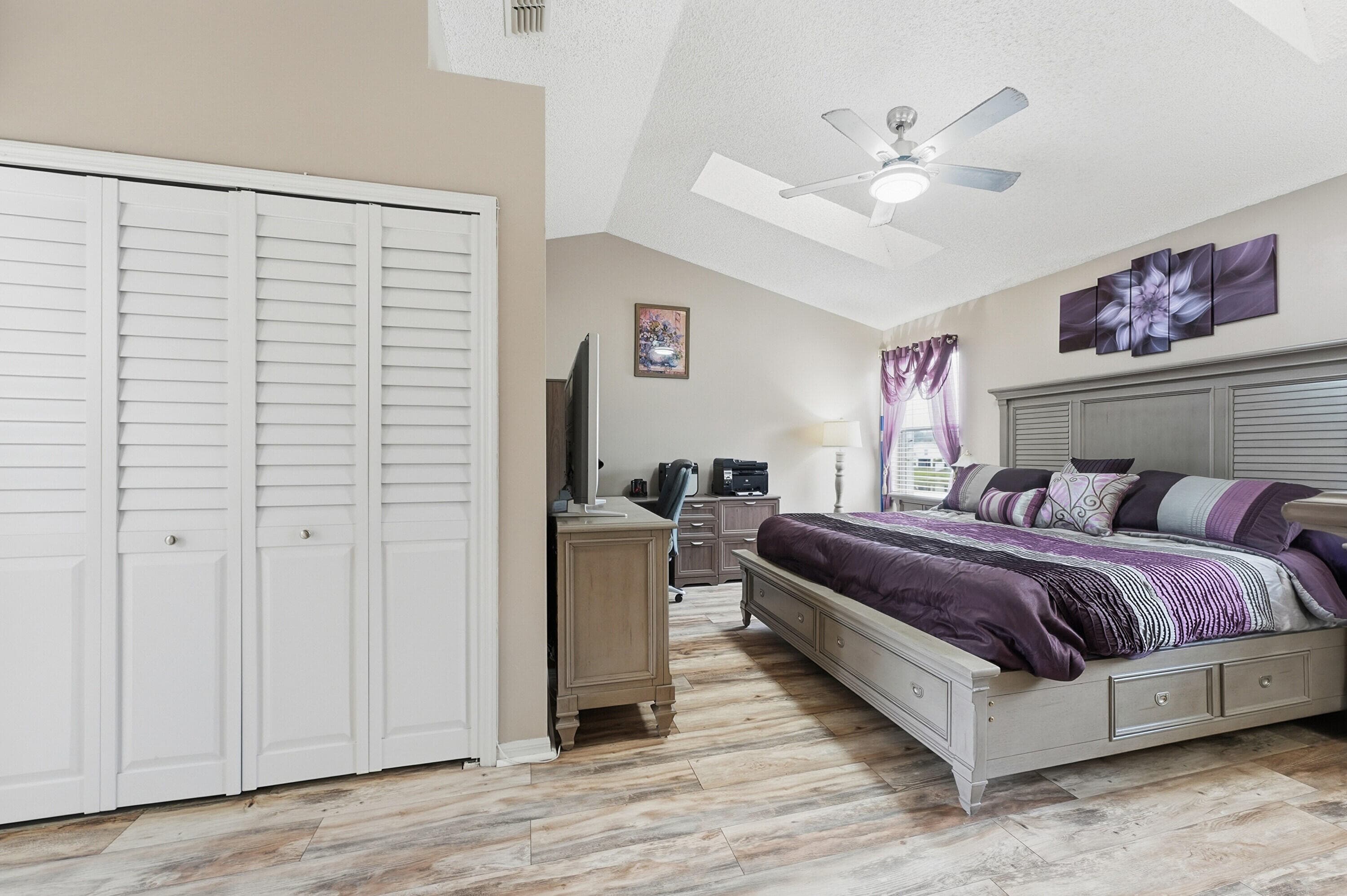 2805 Foxhall Drive E, West Palm Beach, FL 33417 — photo 17 of 54