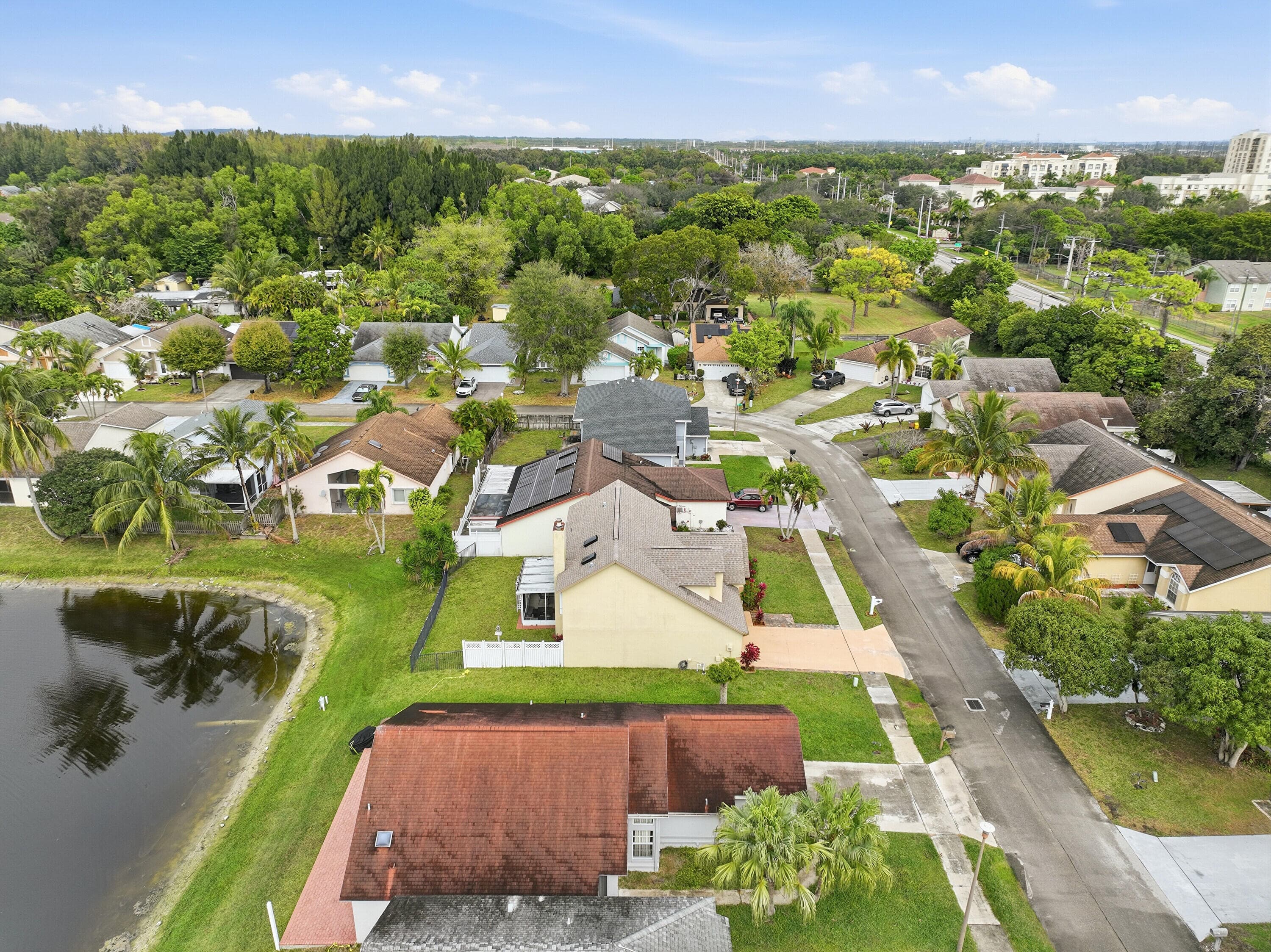 2805 Foxhall Drive E, West Palm Beach, FL 33417 — photo 44 of 54
