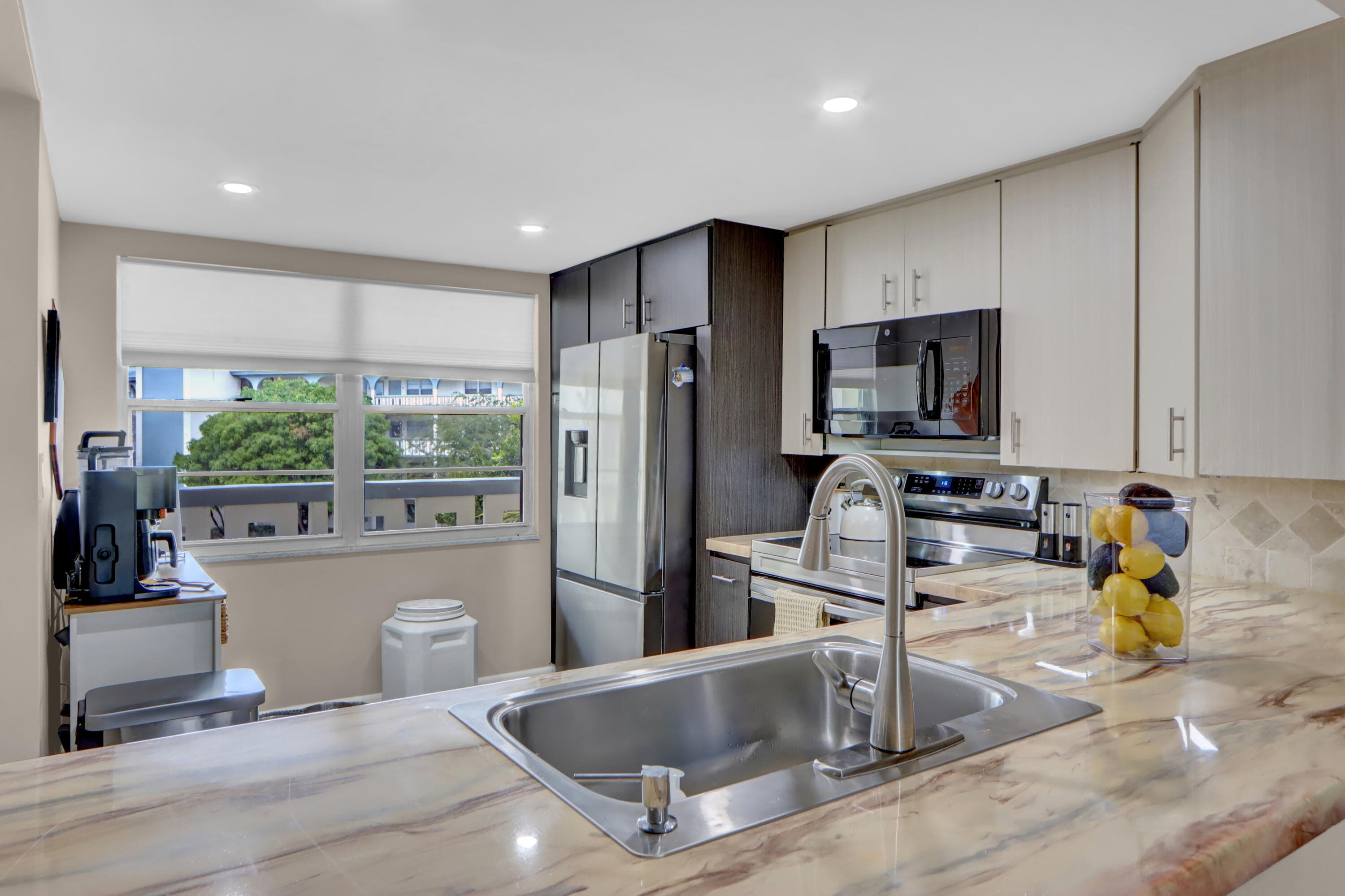 2504 Antigua Terrace B3, Coconut Creek, FL 33066 — photo 4 of 10