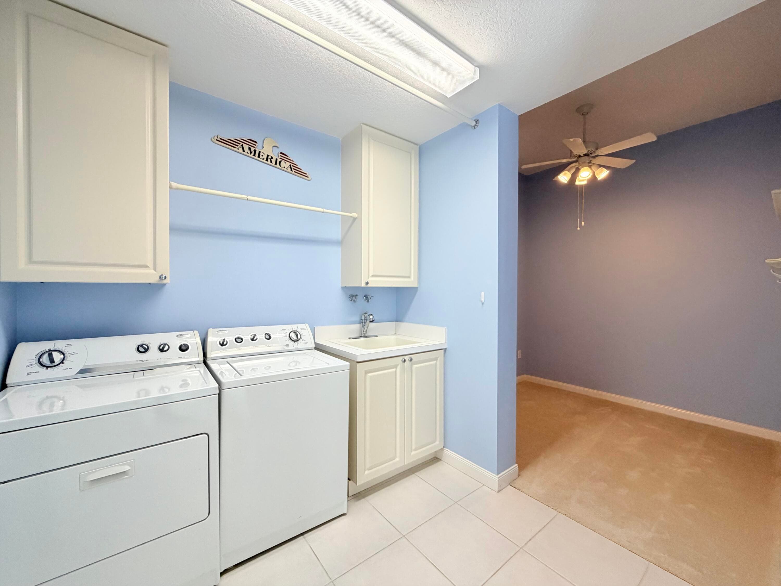 29 Harbour Isle Drive W Ph01, Hutchinson Island, FL 34949 — photo 18 of 42