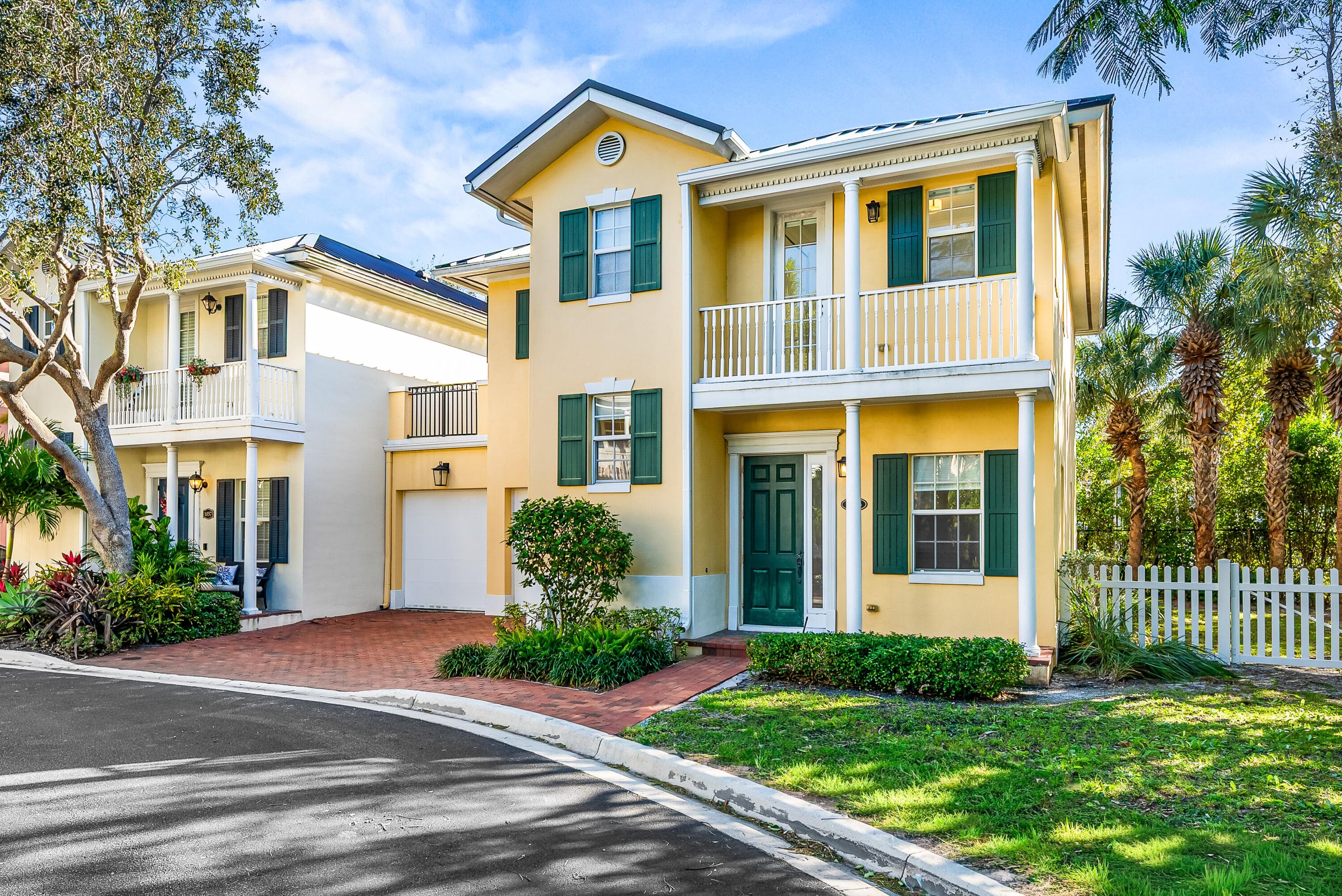 1063 E Heritage Club Circle, Delray Beach, FL 33483 — photo 2 of 40