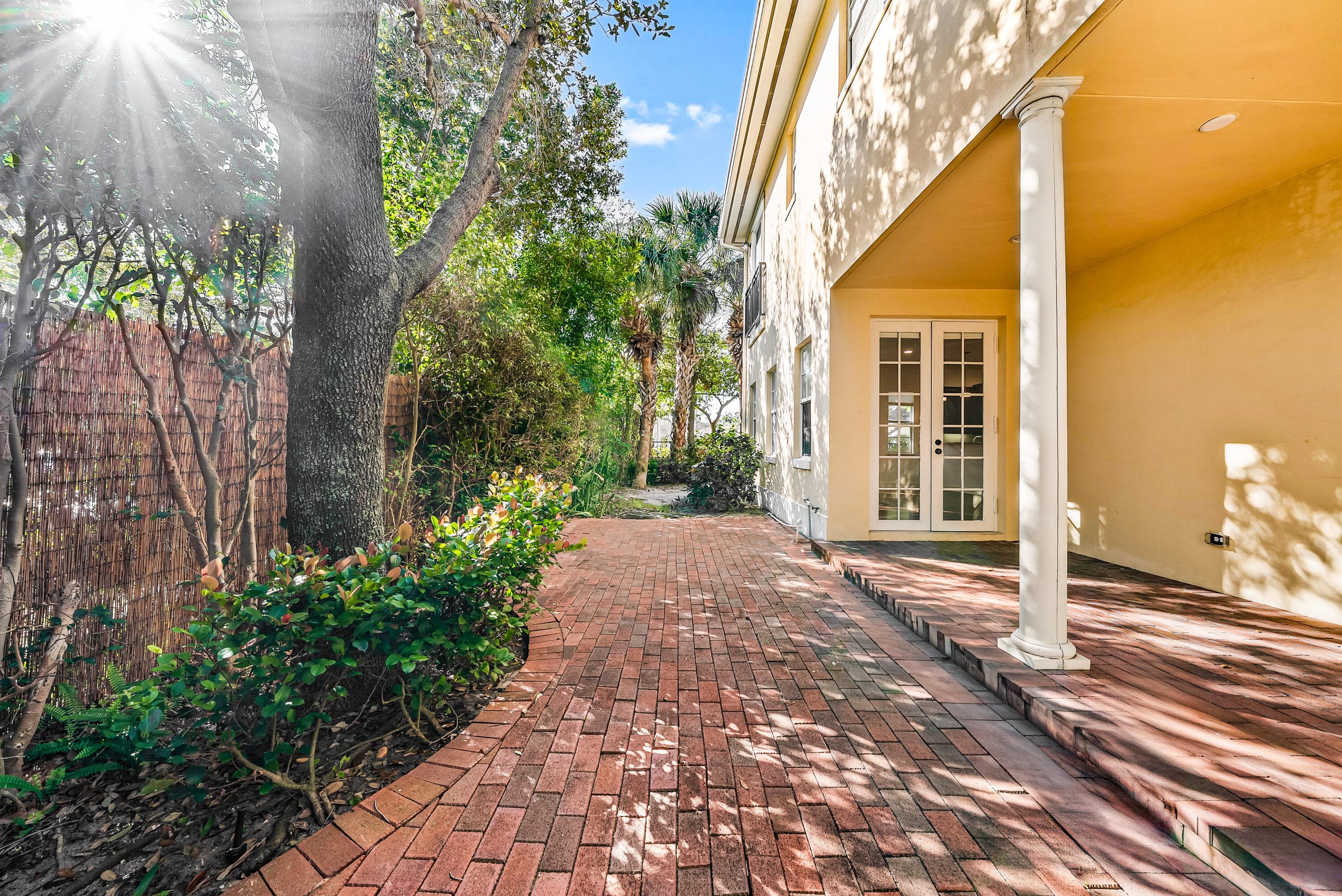 1063 E Heritage Club Circle, Delray Beach, FL 33483 — photo 27 of 40