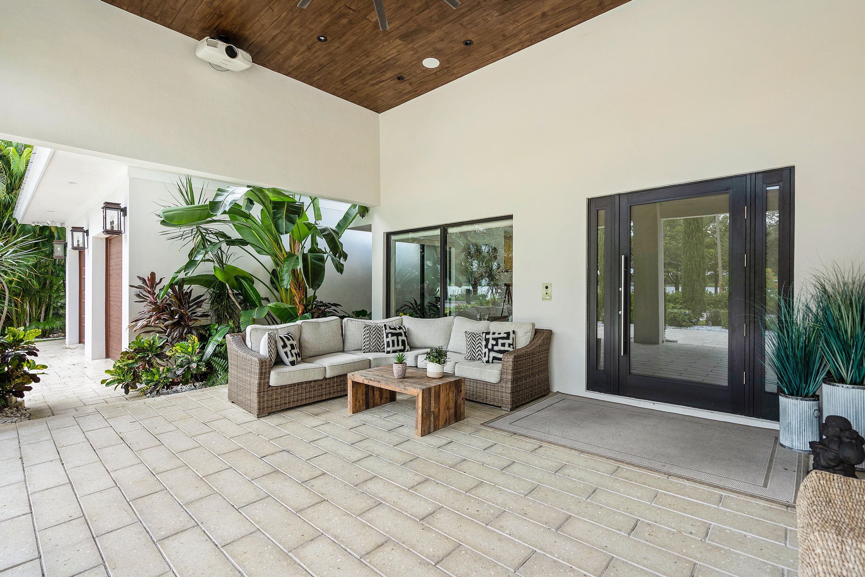 1117 Lake Drive, Delray Beach, FL 33444 — photo 6 of 59