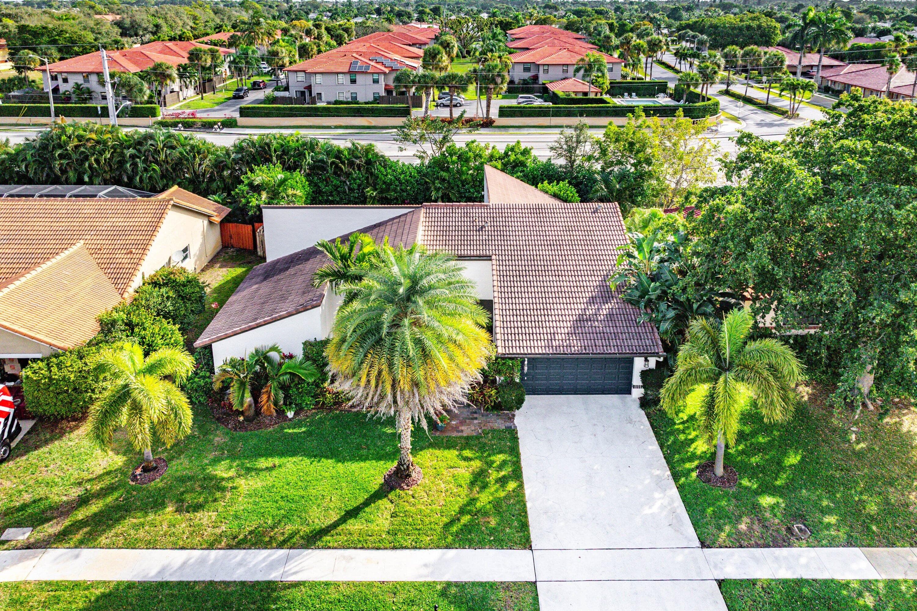 2412 SW 23rd Cranbrook Drive, Boynton Beach, FL 33436 — photo 29 of 45
