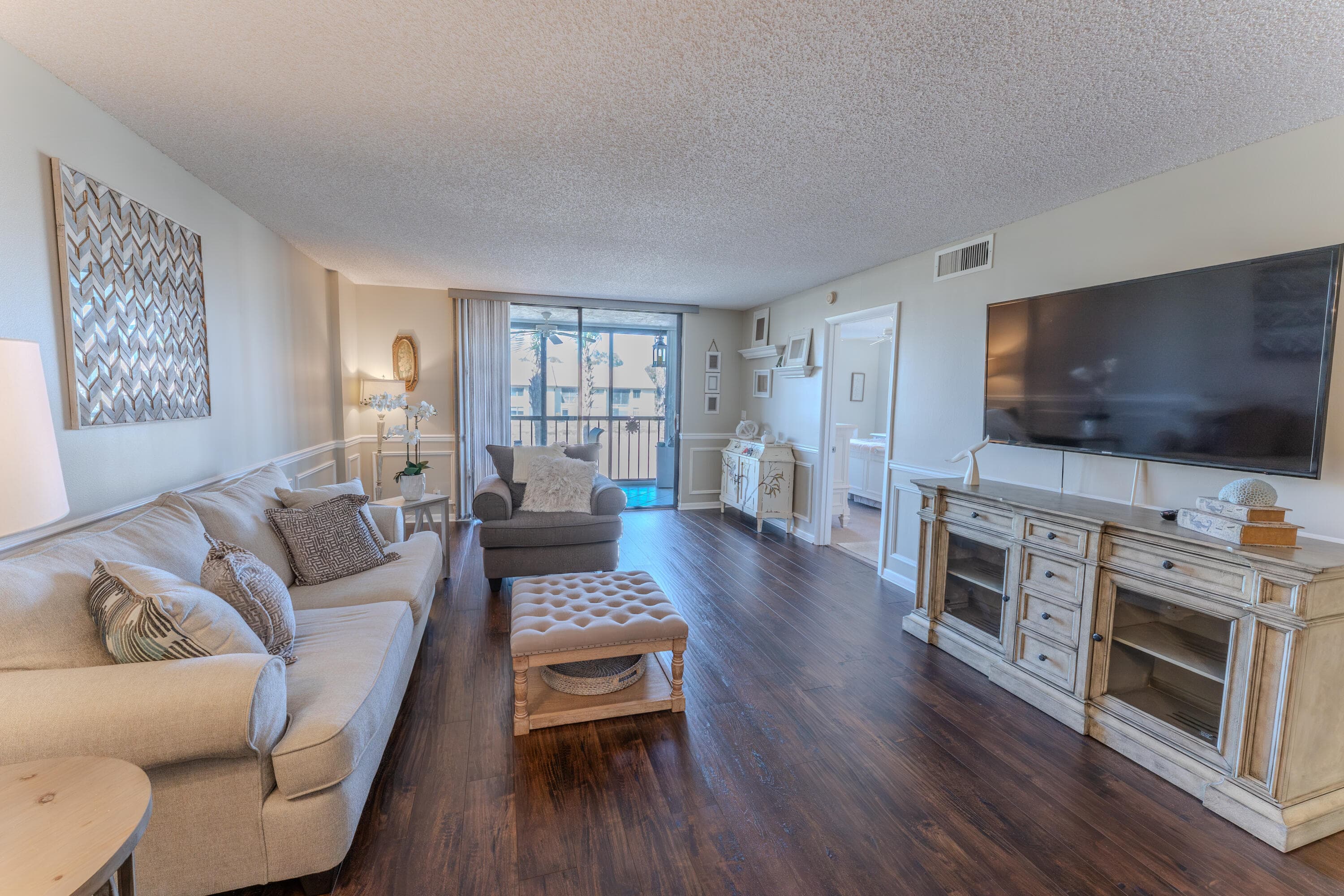 4725 Lucerne Lakes Boulevard E 203, Lake Worth, FL 33467 — photo 1 of 33