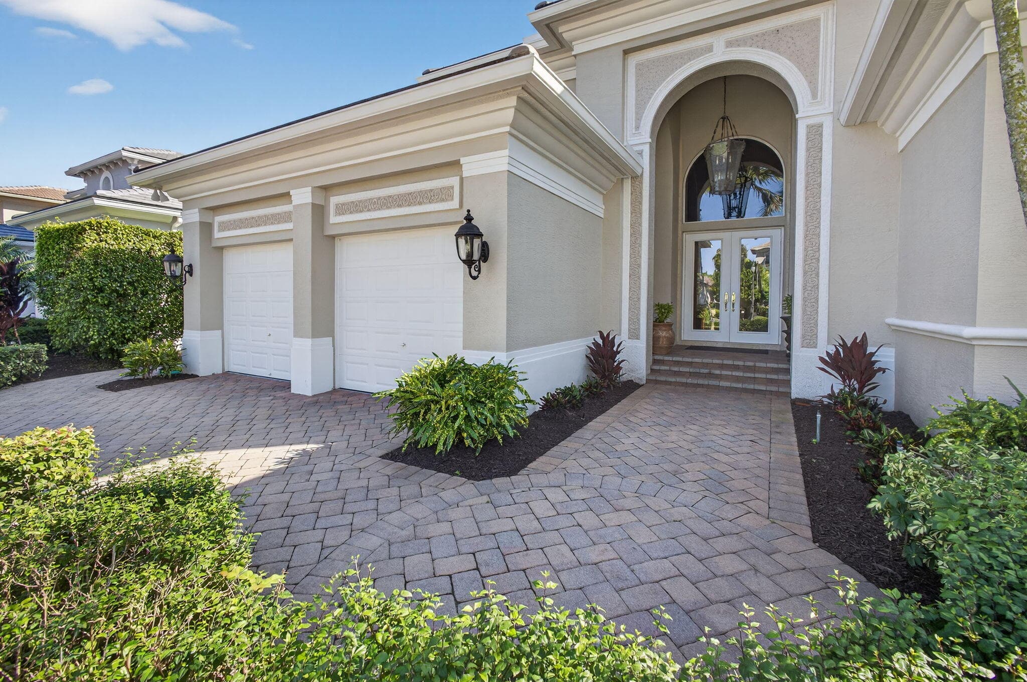 120 Via Mariposa, Palm Beach Gardens, FL 33418 — photo 3 of 72