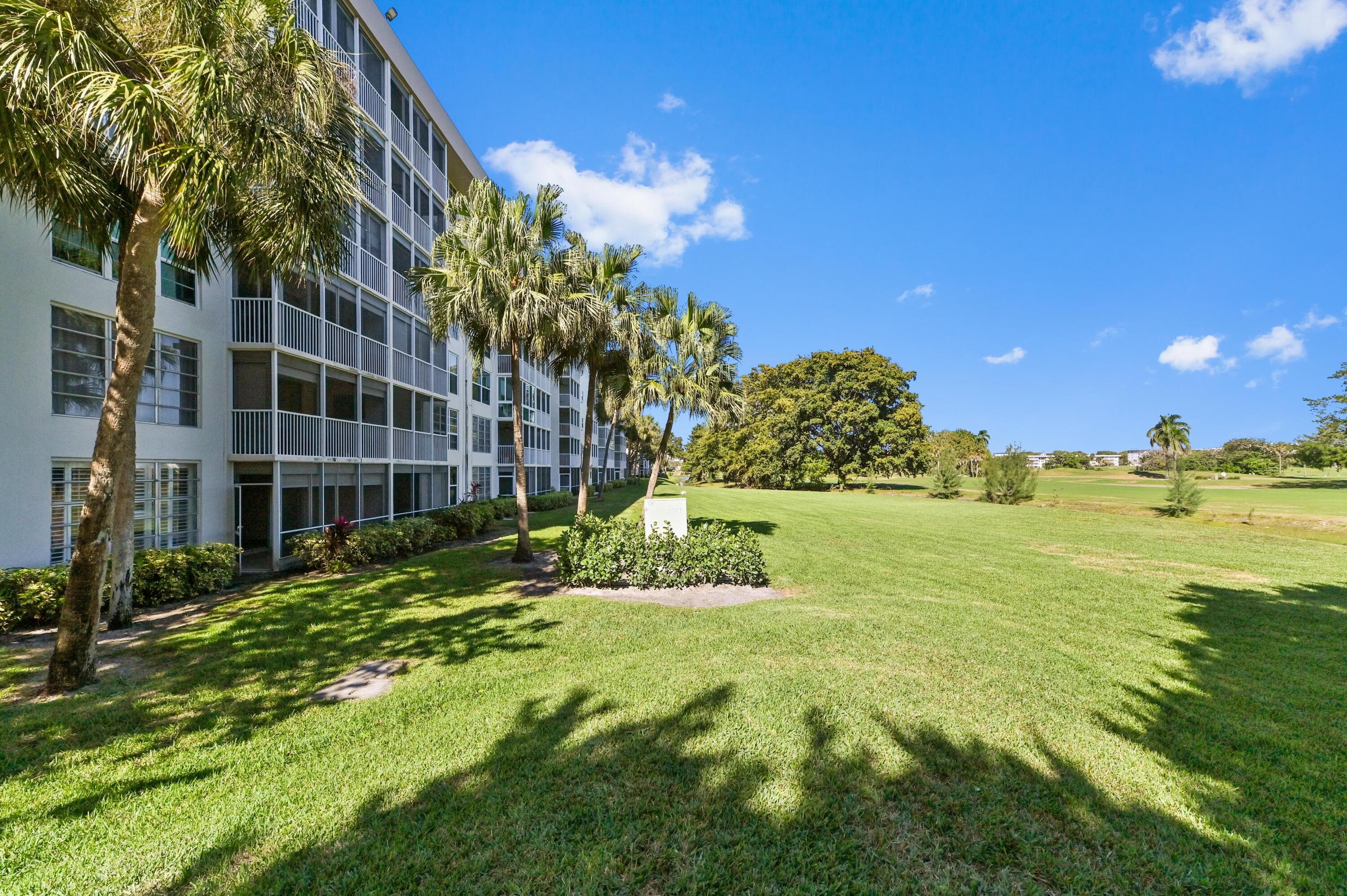 2851 S Palm Aire Drive 101, Pompano Beach, FL 33069 — photo 31 of 35
