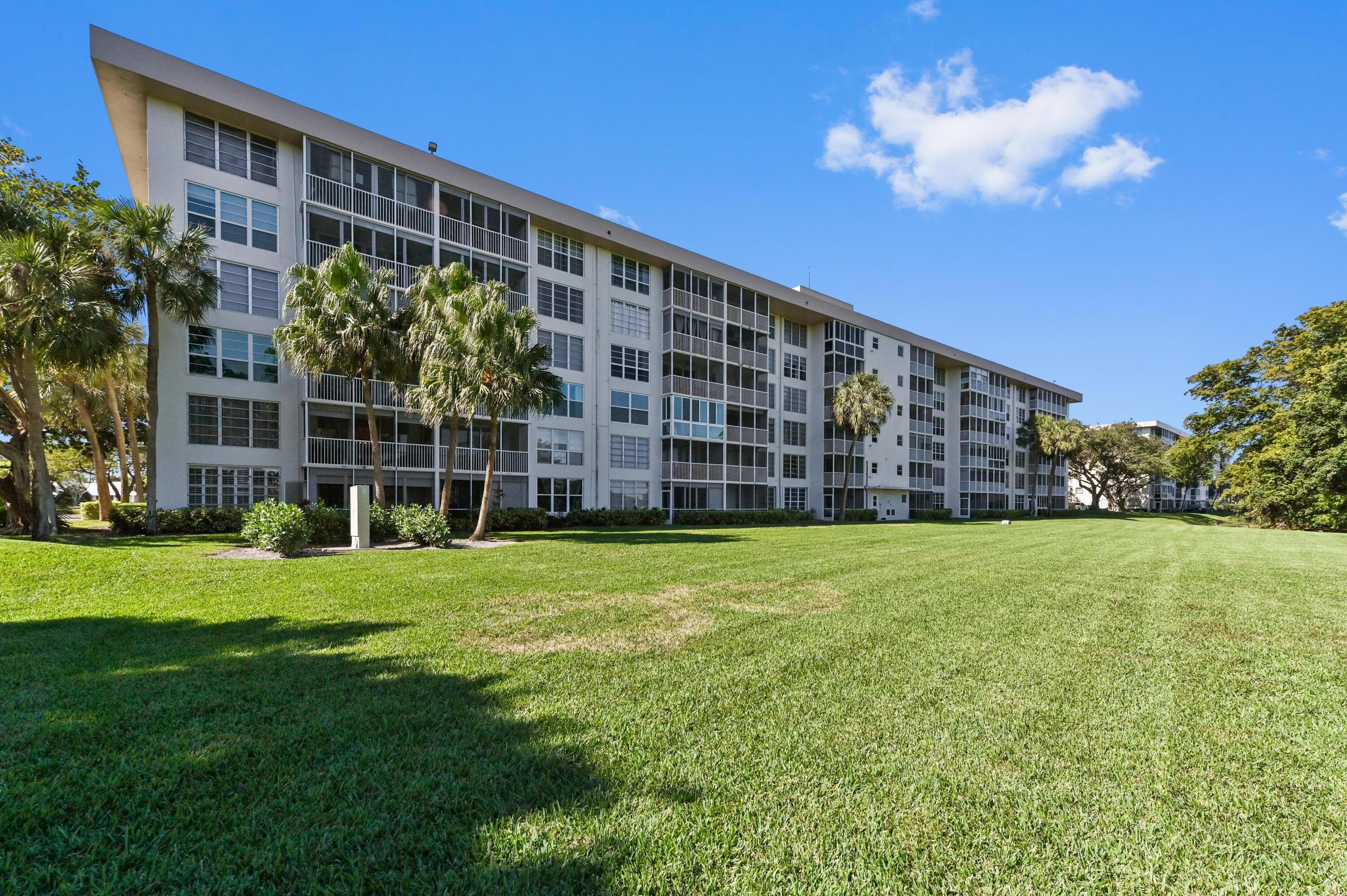 2851 S Palm Aire Drive 101, Pompano Beach, FL 33069 — photo 33 of 35