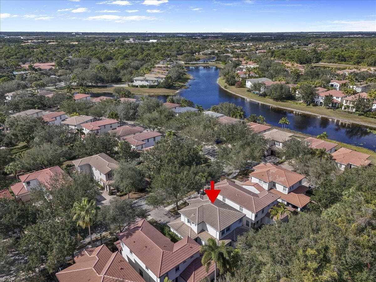 627 Castle Drive, Palm Beach Gardens, FL 33410 — photo 37 of 66
